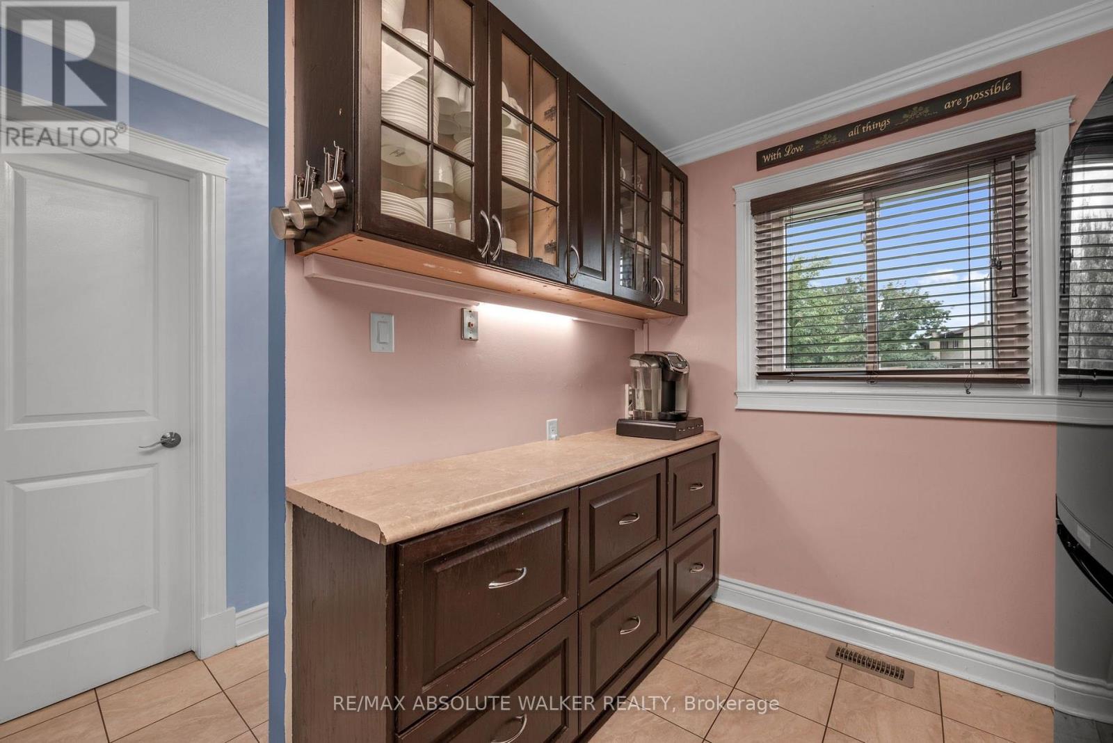 1752 Stonehenge Crescent, Ottawa, Ontario  K1B 4Z9 - Photo 13 - X13667026
