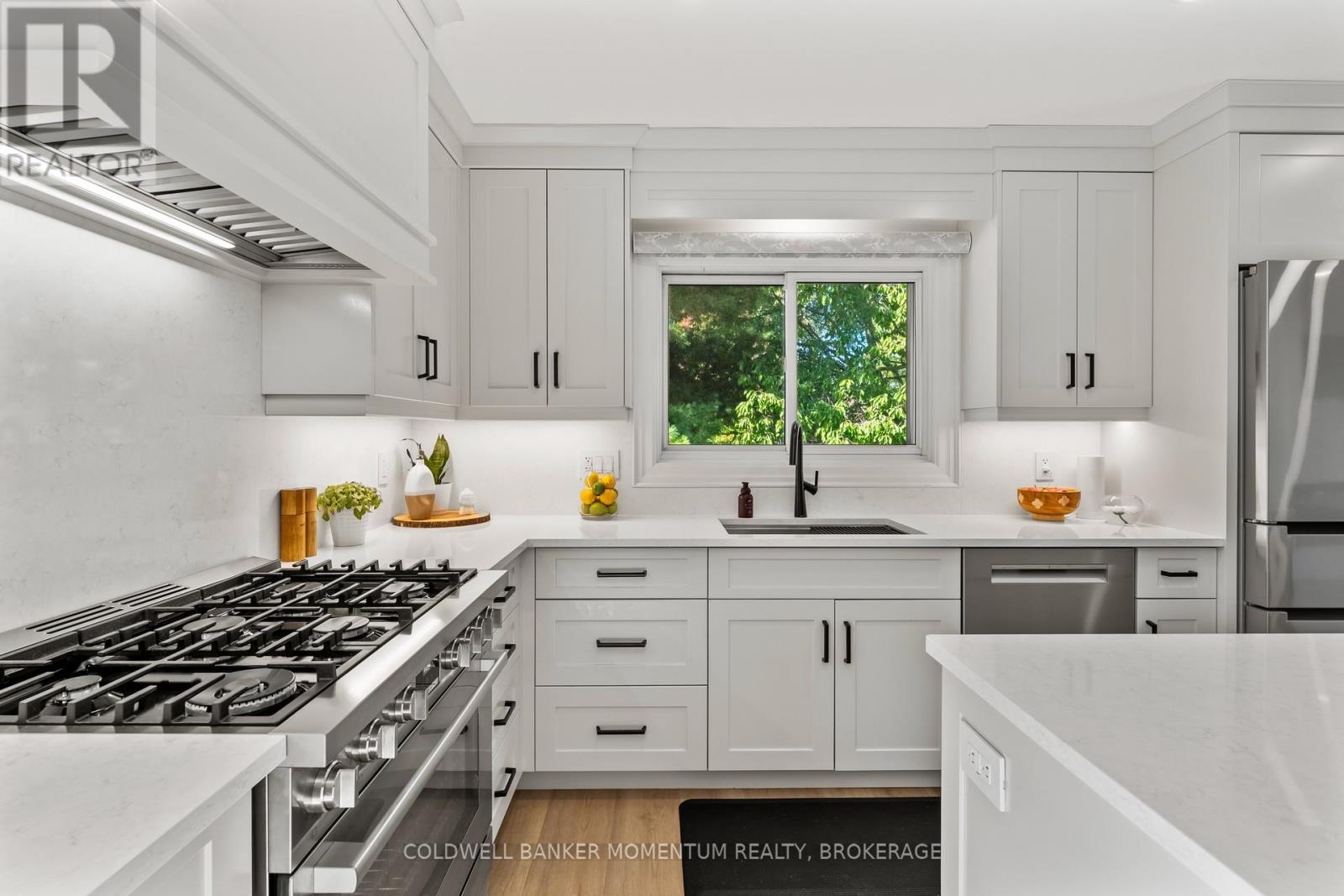 15 The Cedars Street, St. Catharines (Vine/linwell), Ontario  L2M 6M7 - Photo 21 - X13667004