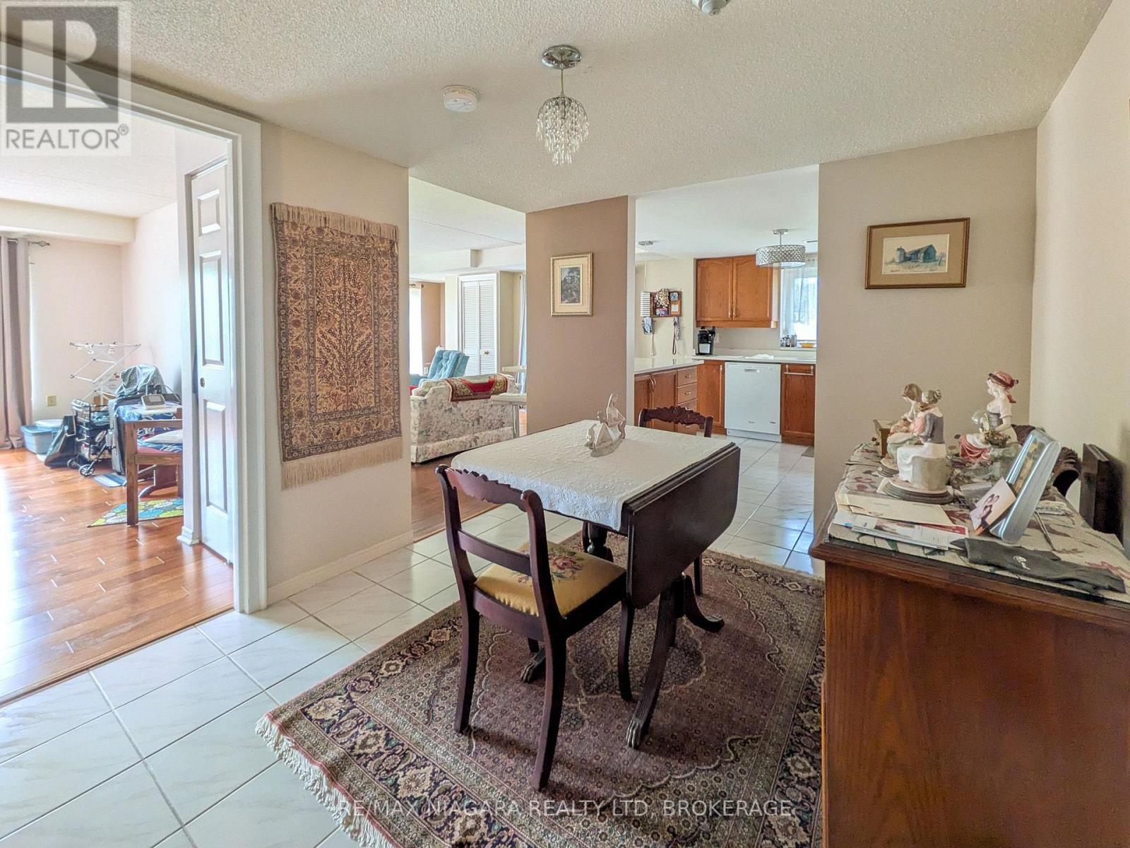 203 - 6704 Thorold Stone Road, Niagara Falls, Ontario L2J 1B3 - Photo 10 - X13667012