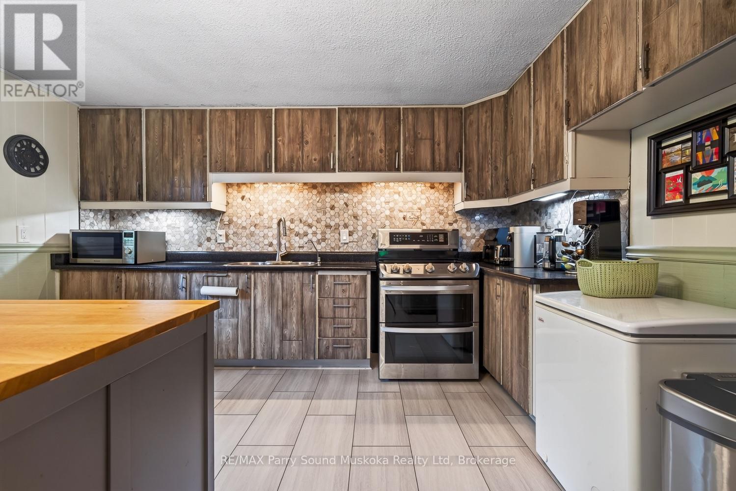3 Ridgeway Drive, Carling, Ontario  P0G 1G0 - Photo 10 - X13618396