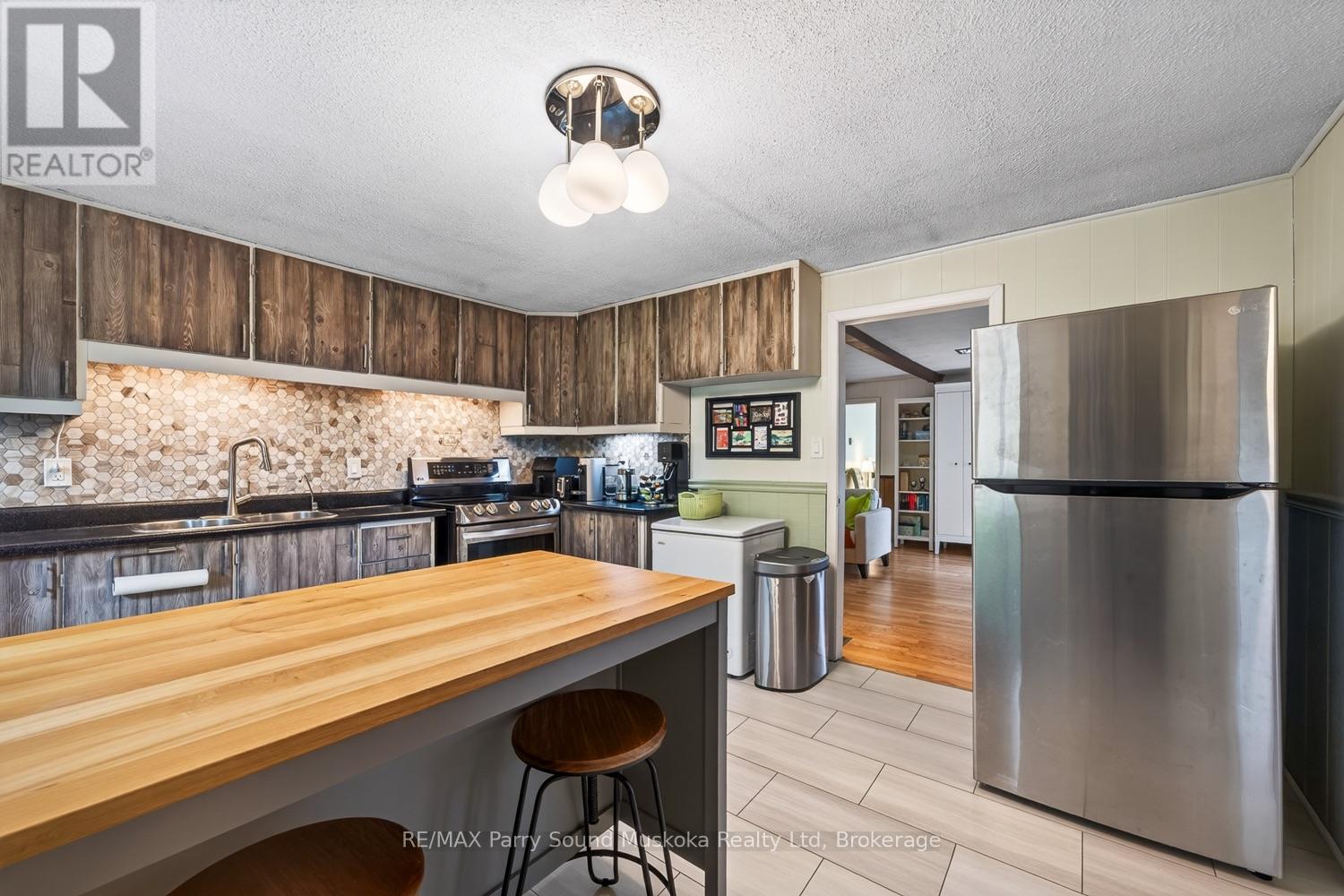 3 Ridgeway Drive, Carling, Ontario  P0G 1G0 - Photo 11 - X13618396