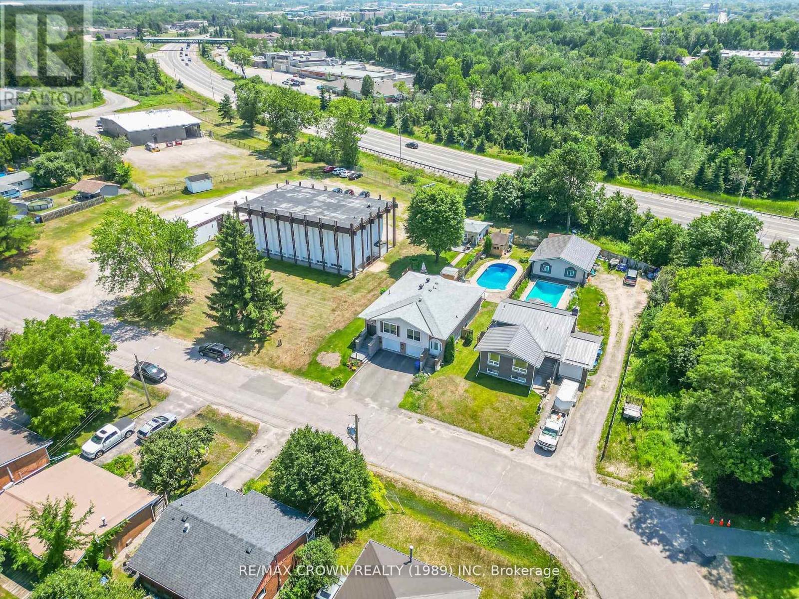 307 Mckenzie Avenue, North Bay, Ontario  P1B 7E3 - Photo 47 - X13666794
