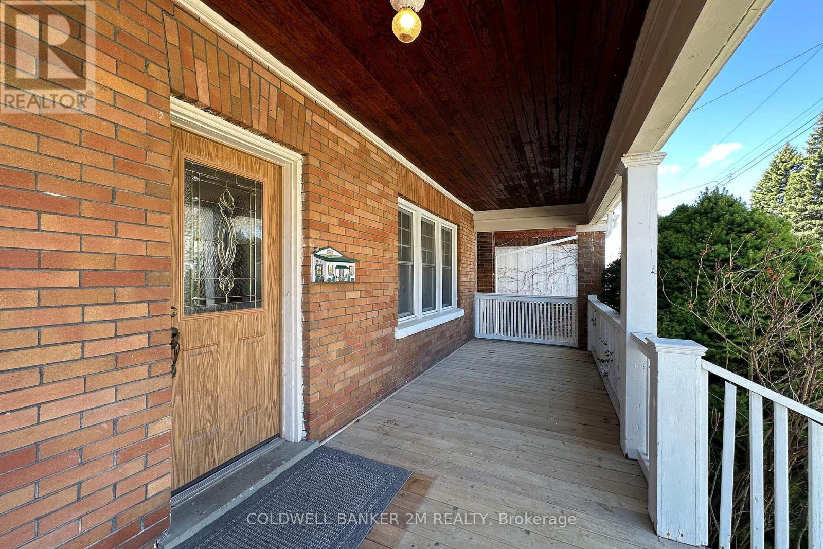 49 Brock Street E, Oshawa, Ontario  L1G 1R8 - Photo 4 - E13147898