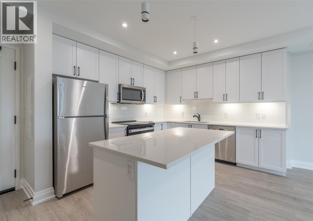 1540 Venetian Boulevard Unit# 608, Point Edward, Ontario  N7T 0A4 - Photo 5 - 26018624
