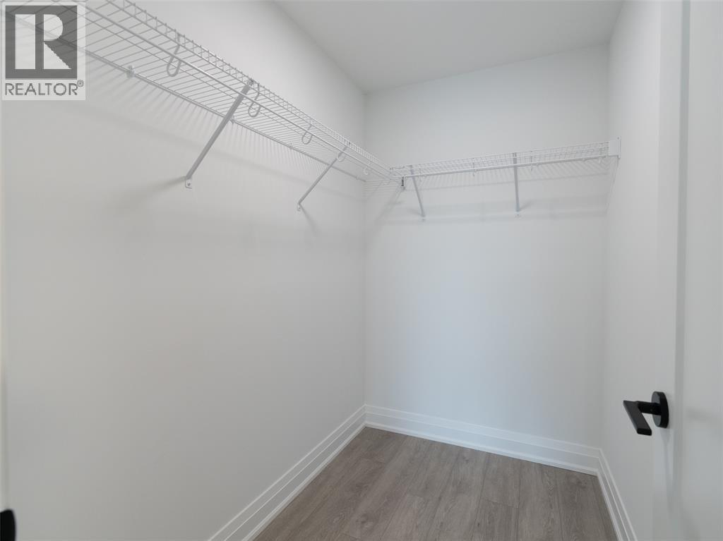 1540 Venetian Boulevard Unit# 204, Point Edward, Ontario  N7T 0A4 - Photo 12 - 26018622