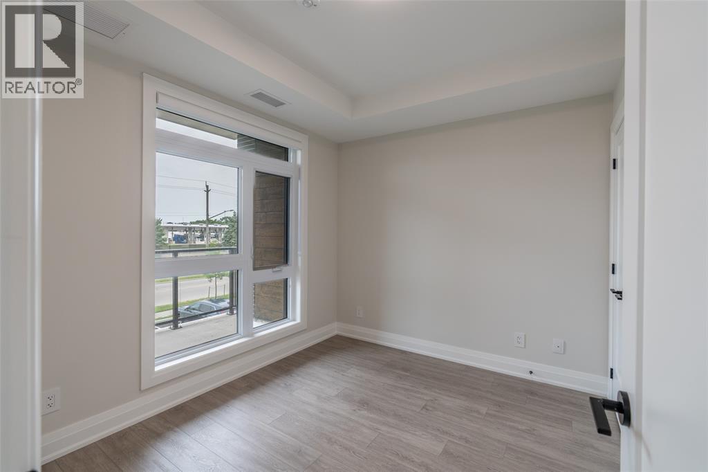 1540 Venetian Boulevard Unit# 204, Point Edward, Ontario  N7T 0A4 - Photo 7 - 26018622