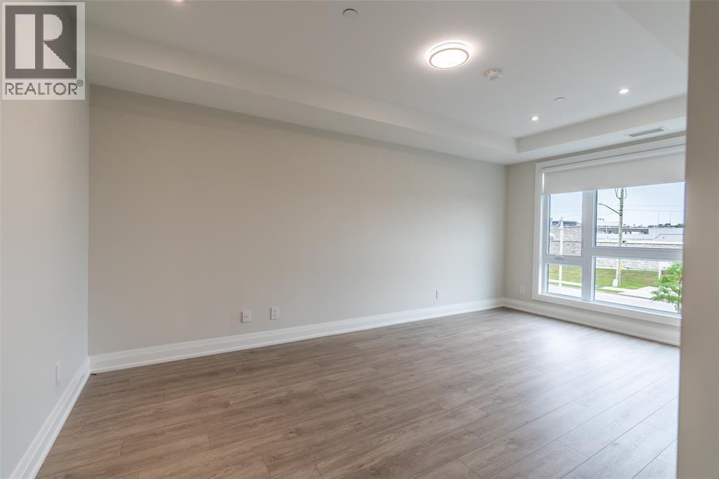 1540 Venetian Boulevard Unit# 204, Point Edward, Ontario  N7T 0A4 - Photo 8 - 26018622