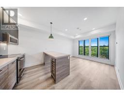 807 - 484 SPADINA AVENUE, Toronto, Ontario