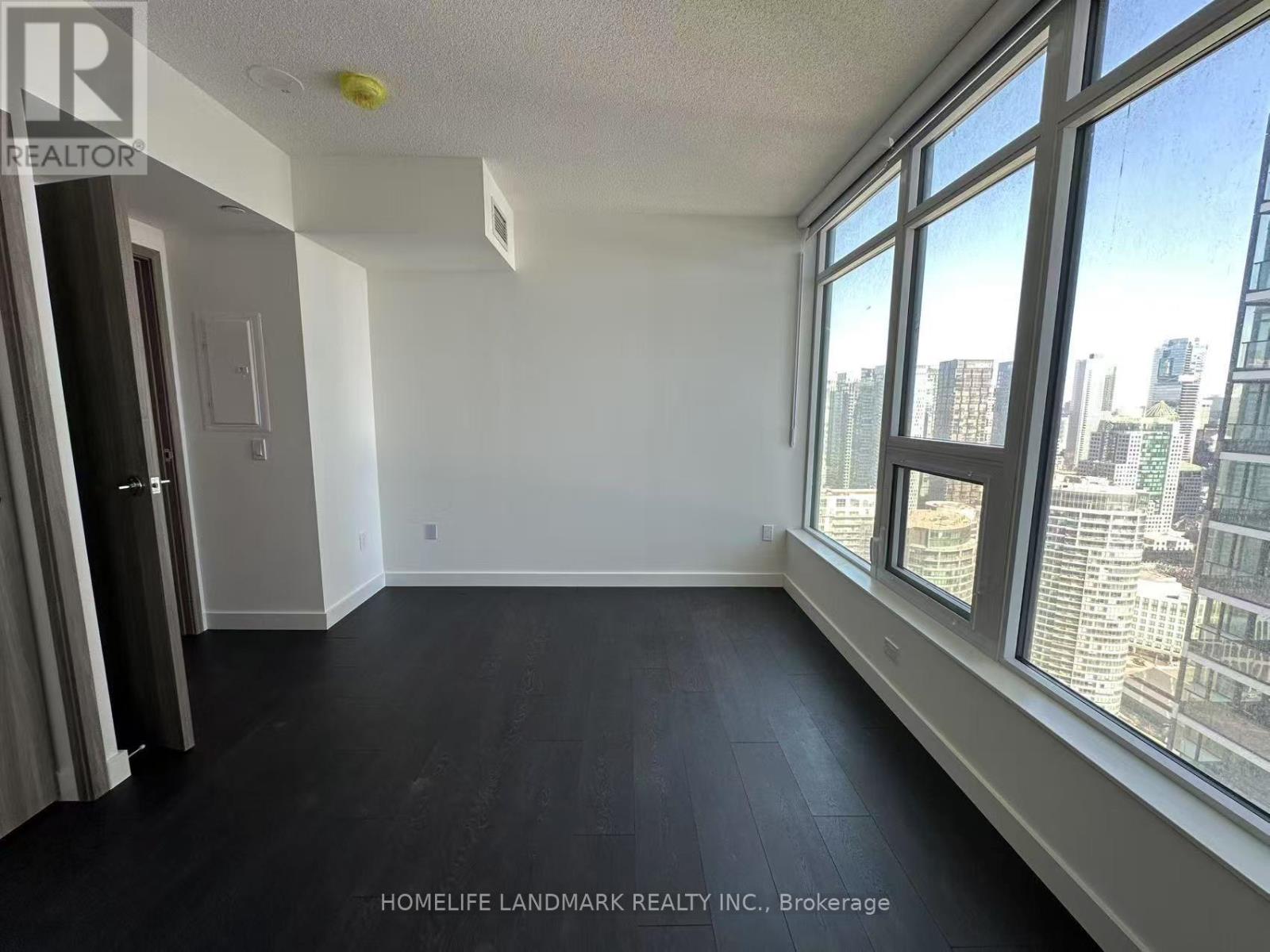 4605 - 3 Concord Cityplace Way, Toronto, Ontario  M5V 0X4 - Photo 8 - C13666886