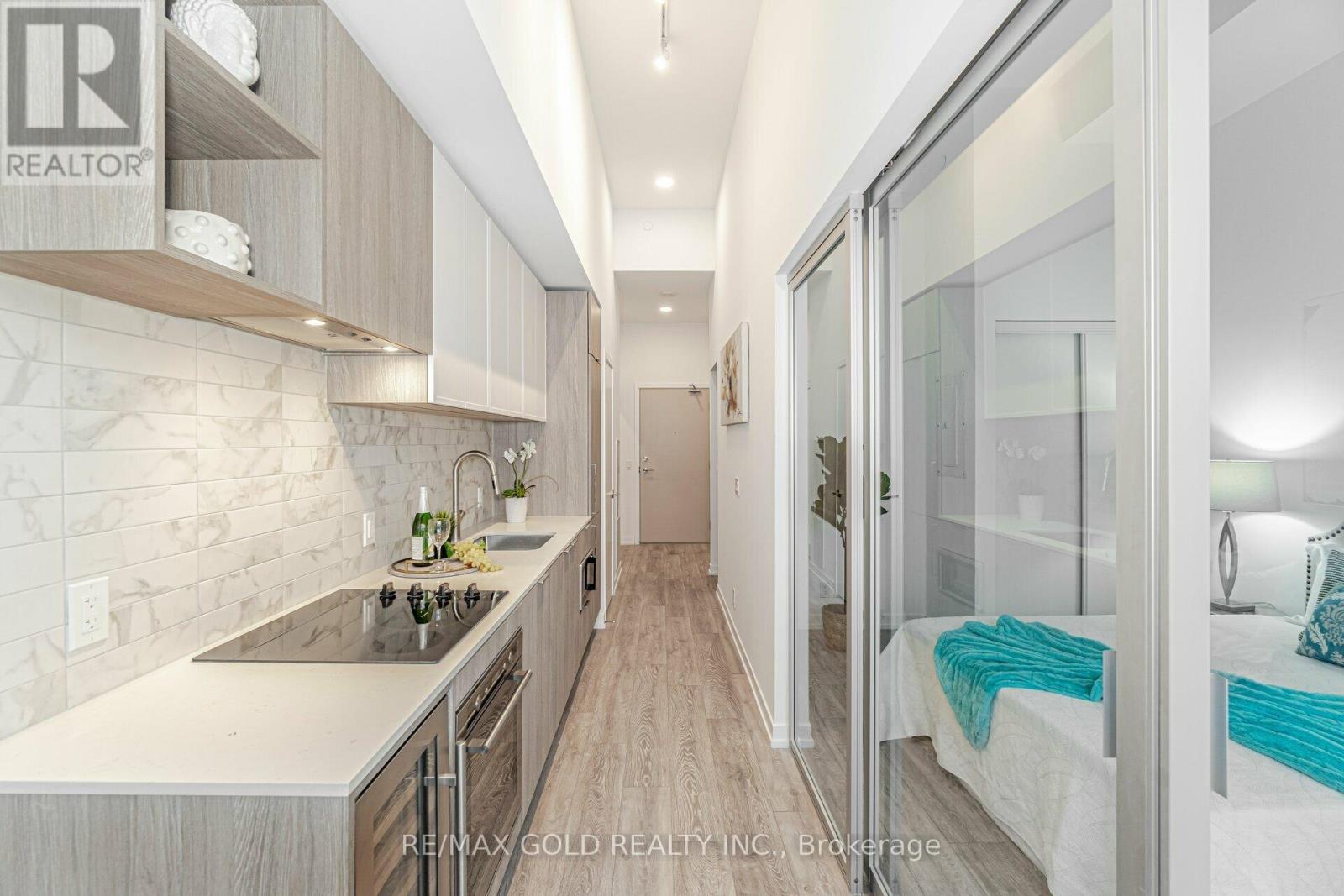 216 - 2020 Bathurst Street, Toronto, Ontario  M5P 3L1 - Photo 11 - C13666916