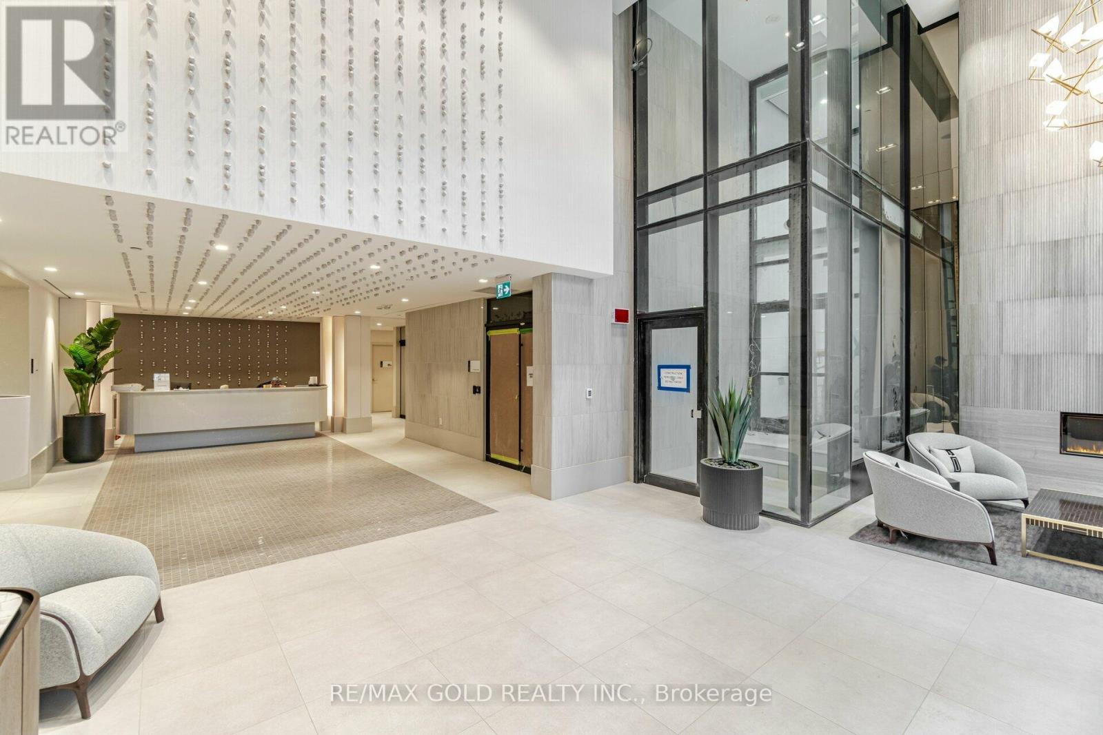 216 - 2020 Bathurst Street, Toronto, Ontario  M5P 3L1 - Photo 3 - C13666916