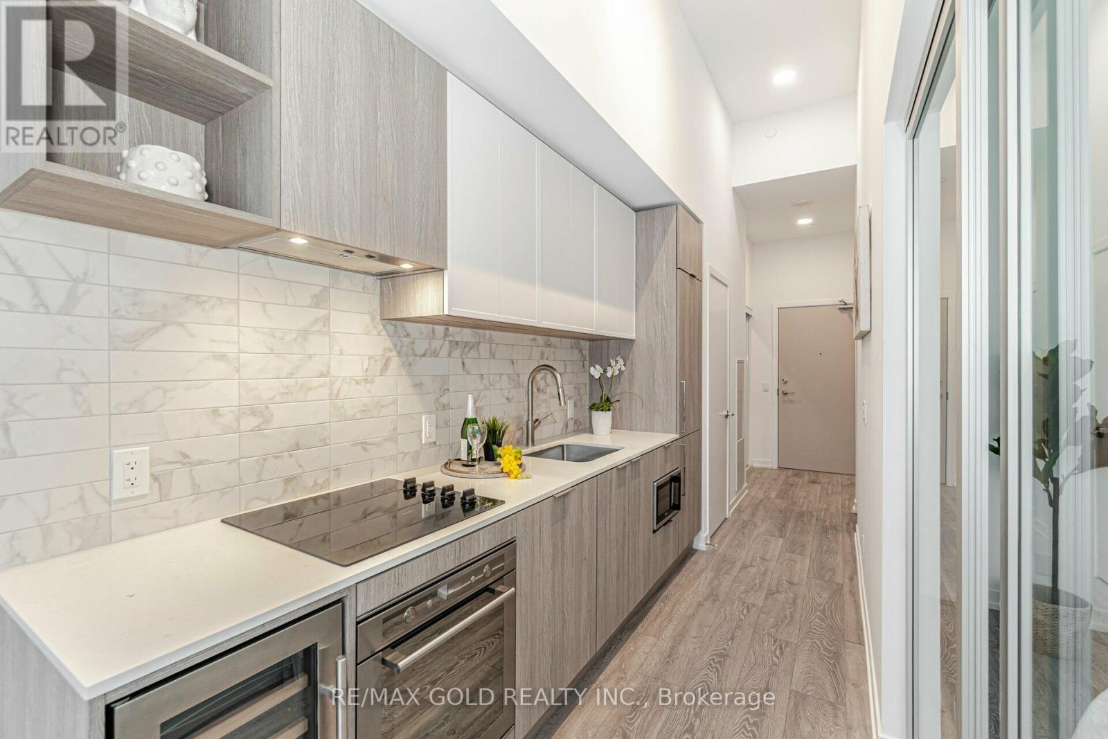 216 - 2020 Bathurst Street, Toronto, Ontario  M5P 3L1 - Photo 8 - C13666916