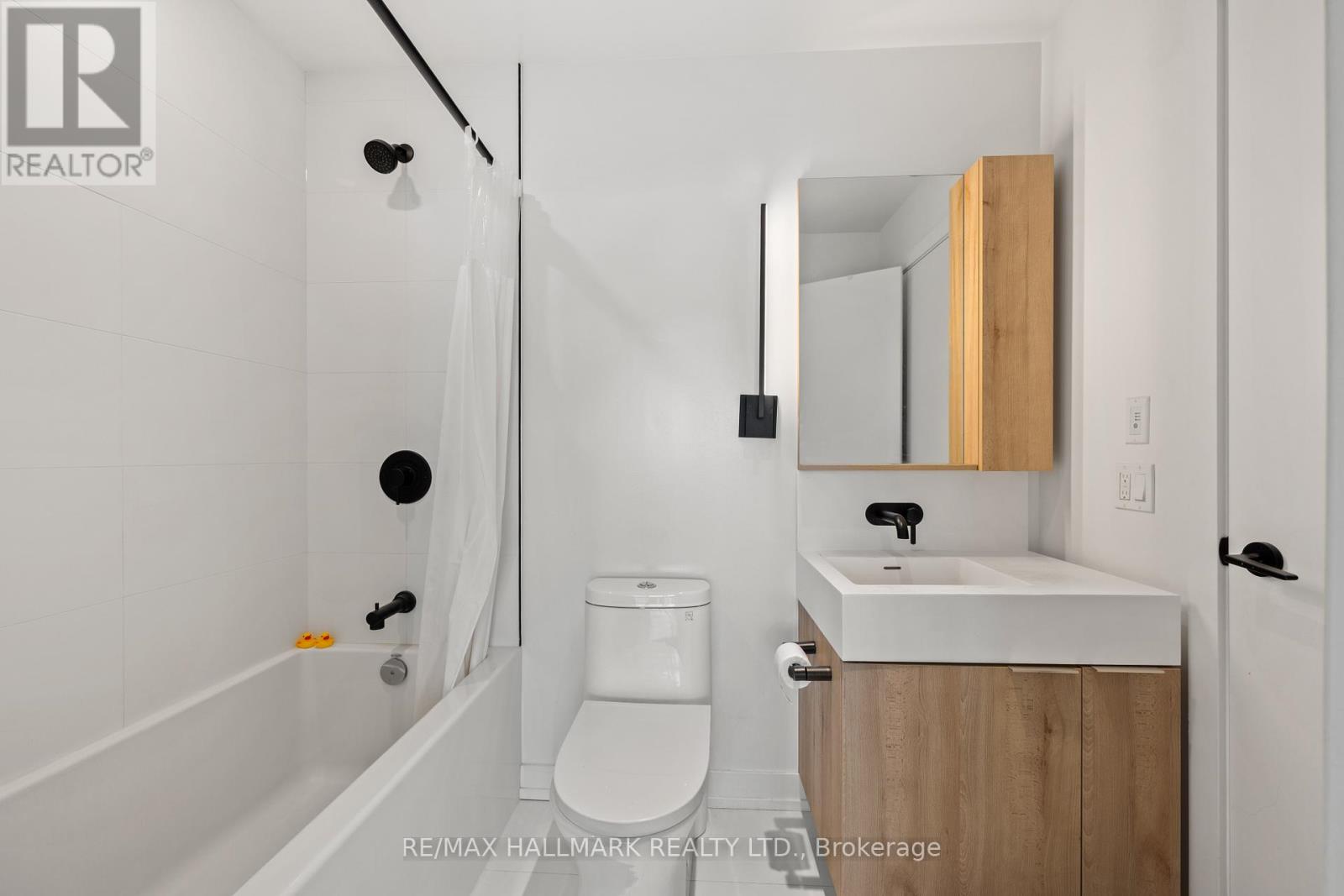 1611 - 127 Broadway Avenue, Toronto, Ontario  M4P 1V4 - Photo 8 - C13667034