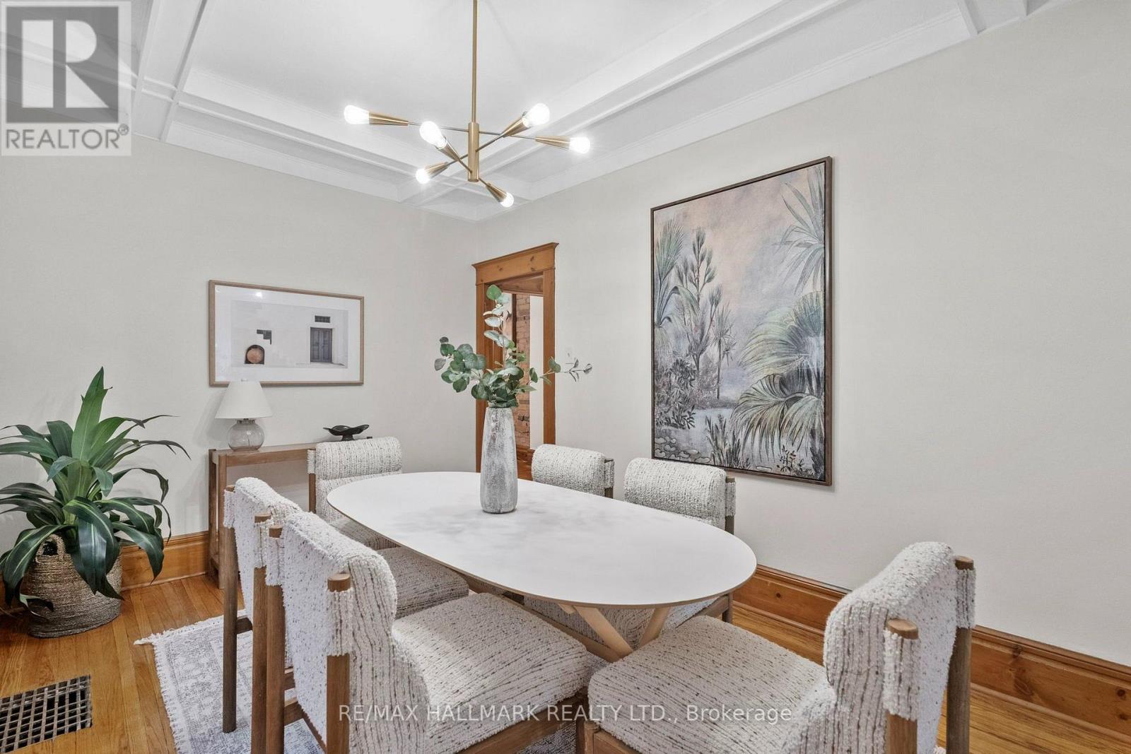 159 Gillard Avenue, Toronto, Ontario  M4J 4N7 - Photo 11 - E13666788