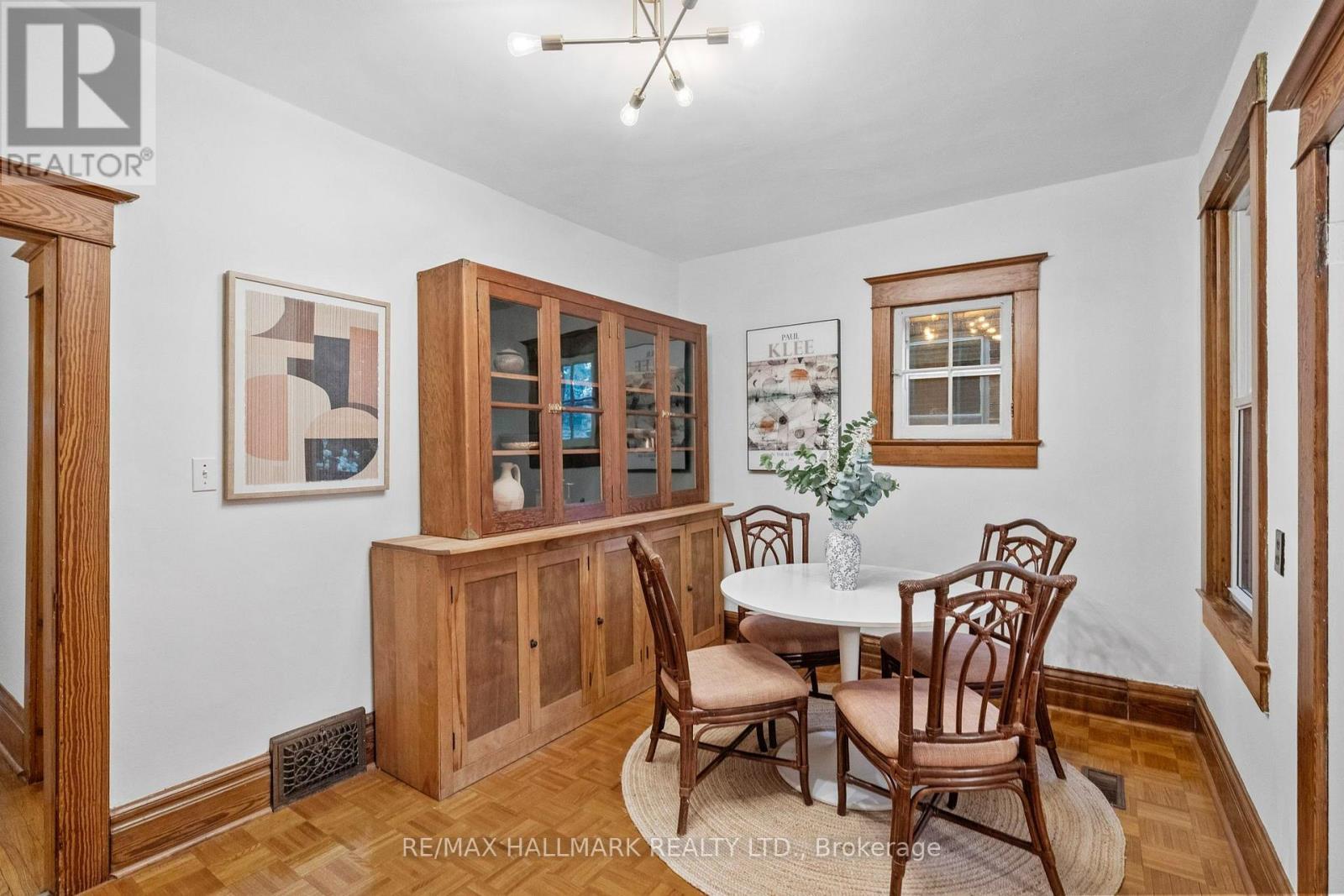 159 Gillard Avenue, Toronto, Ontario  M4J 4N7 - Photo 12 - E13666788