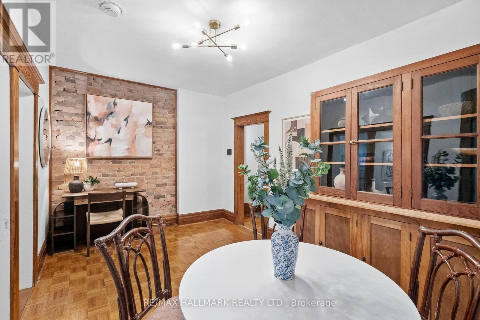 159 Gillard Avenue, Toronto, Ontario  M4J 4N7 - Photo 15 - E13666788