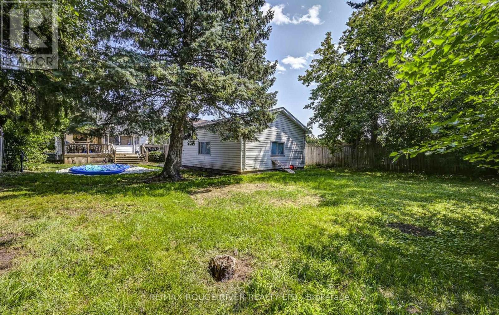 1106 Green Street, Whitby, Ontario  L1N 4G7 - Photo 33 - E13666876