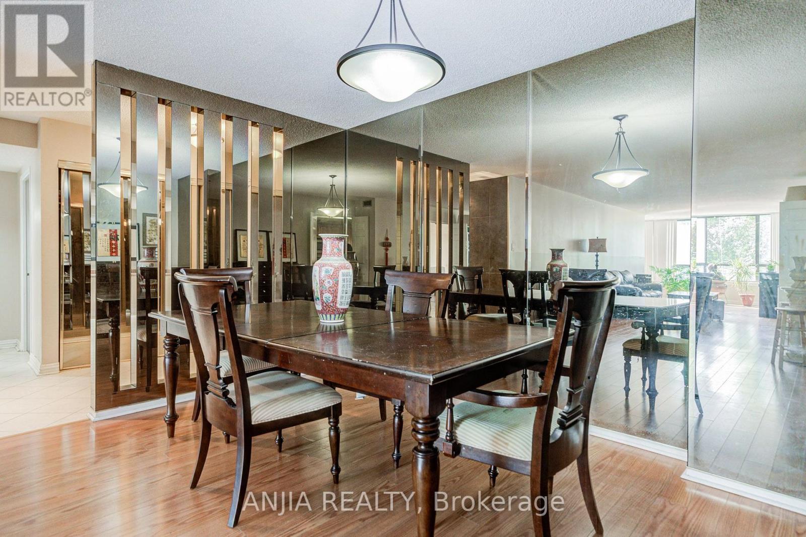 401 - 255 Bamburgh Circle, Toronto, Ontario  M1W 3T6 - Photo 15 - E13666964