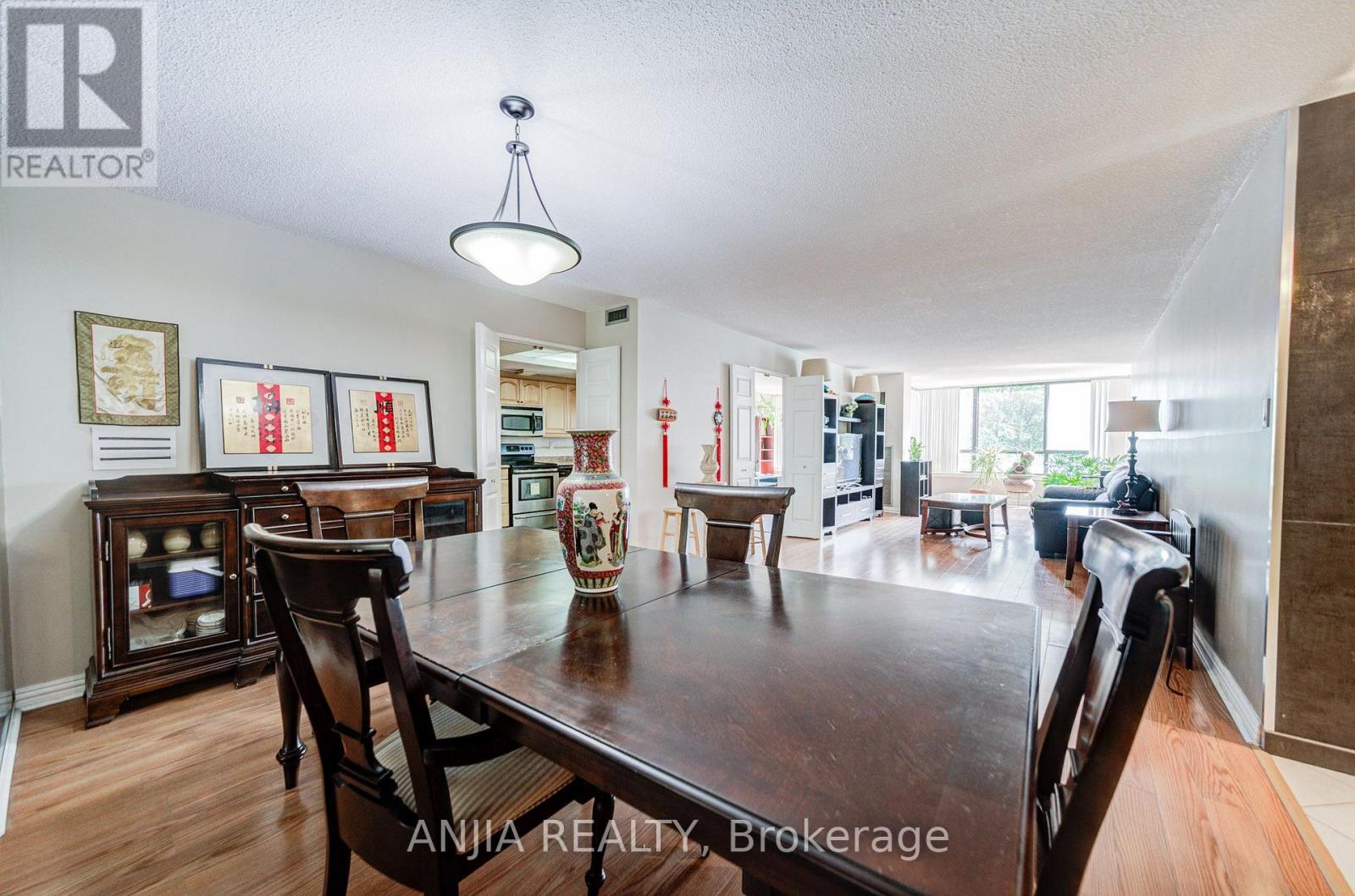 401 - 255 Bamburgh Circle, Toronto, Ontario  M1W 3T6 - Photo 16 - E13666964