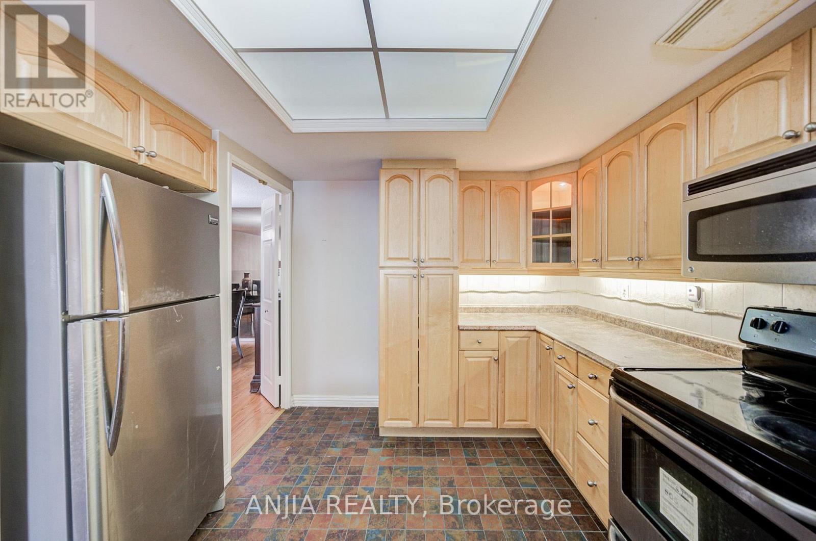 401 - 255 Bamburgh Circle, Toronto, Ontario  M1W 3T6 - Photo 20 - E13666964