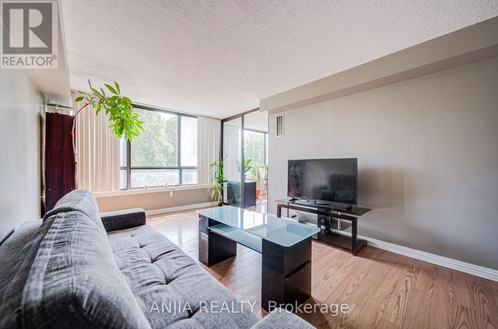 401 - 255 Bamburgh Circle, Toronto, Ontario  M1W 3T6 - Photo 22 - E13666964