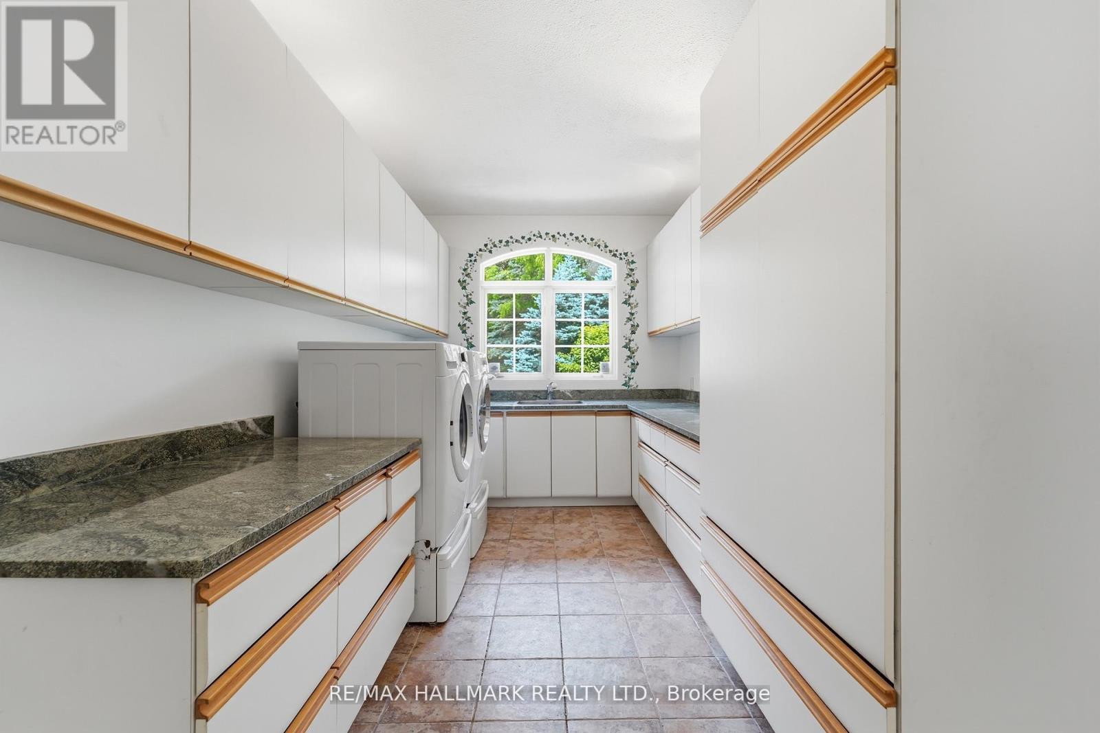 18381 Mccowan Road, East Gwillimbury, Ontario  L0G 1M0 - Photo 16 - N13666808