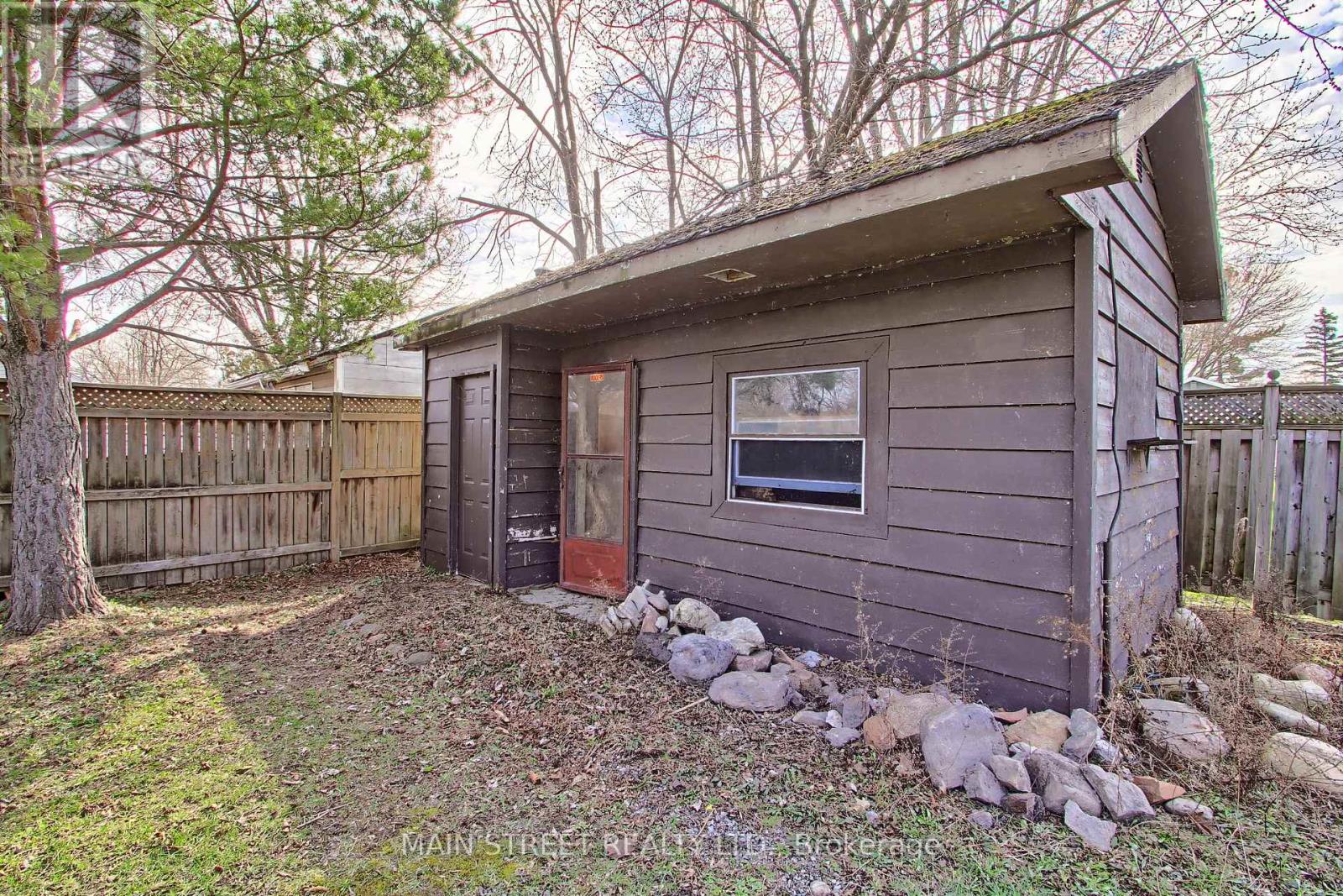 127 Woodfield Drive N, Georgina, Ontario  L0E 1N0 - Photo 14 - N13666824