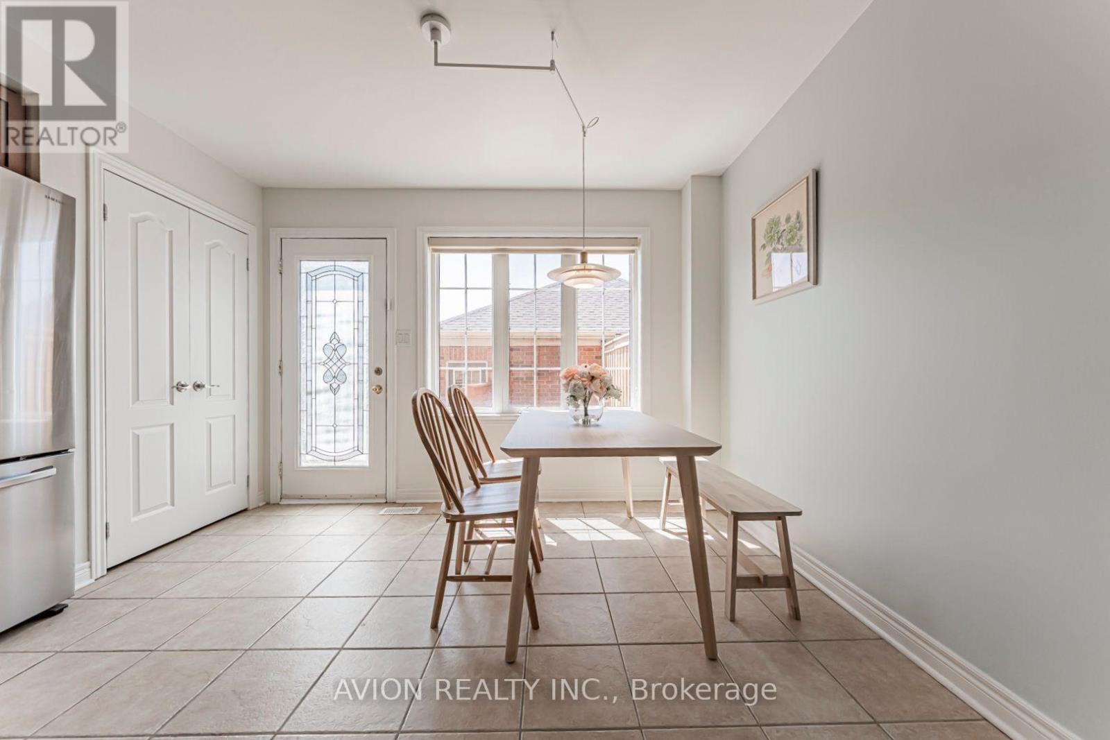483 White's Hill Avenue, Markham, Ontario  L6B 0J8 - Photo 12 - N13666912