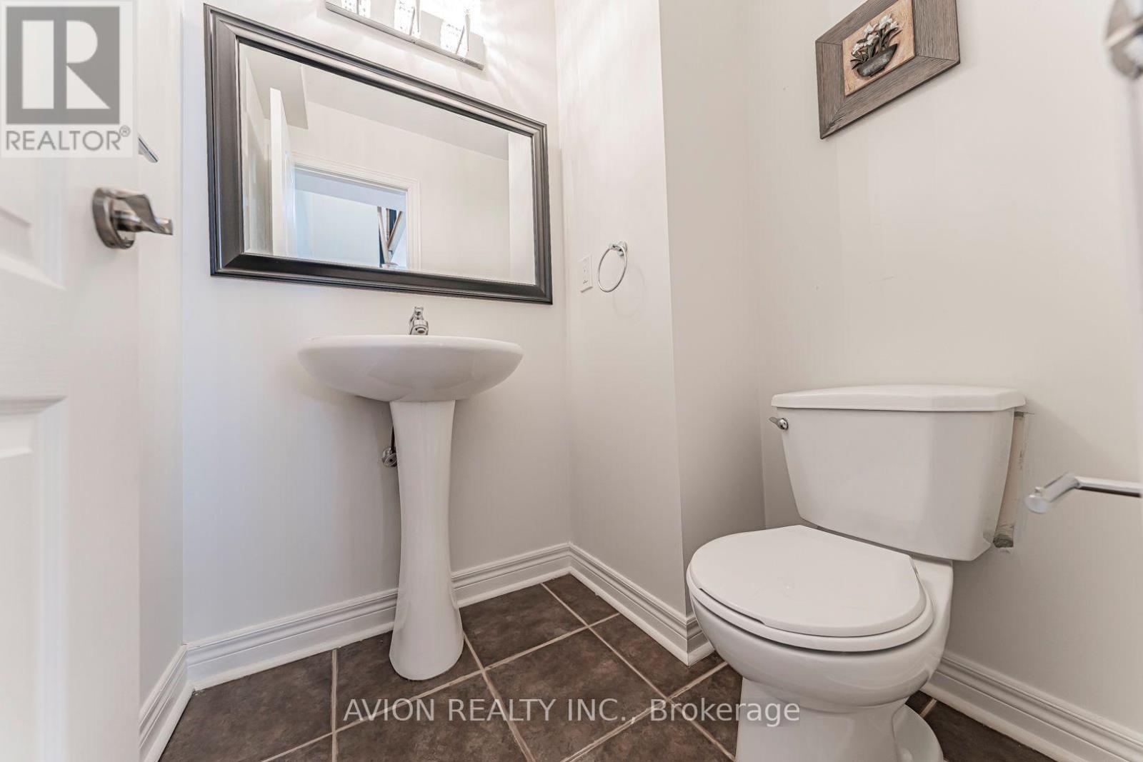483 White's Hill Avenue, Markham, Ontario  L6B 0J8 - Photo 14 - N13666912