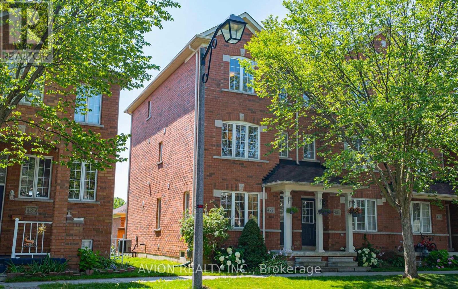 483 White's Hill Avenue, Markham, Ontario  L6B 0J8 - Photo 2 - N13666912