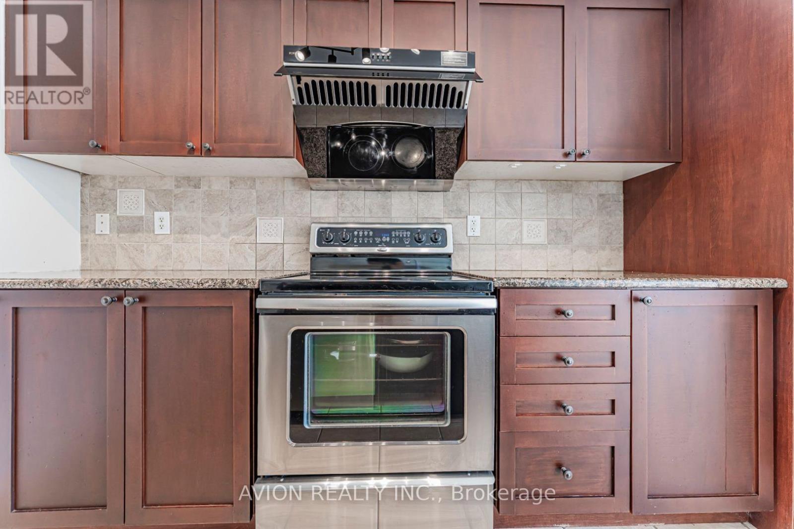 483 White's Hill Avenue, Markham, Ontario  L6B 0J8 - Photo 8 - N13666912