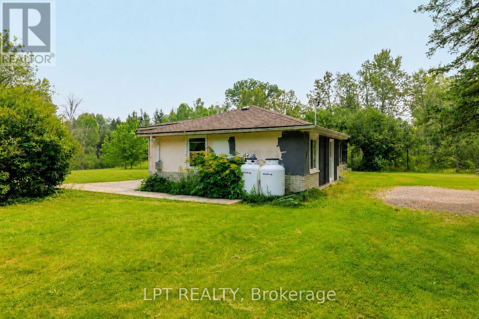23983 Weirs Side Road, Georgina, Ontario  L0E 1N0 - Photo 13 - N13666986