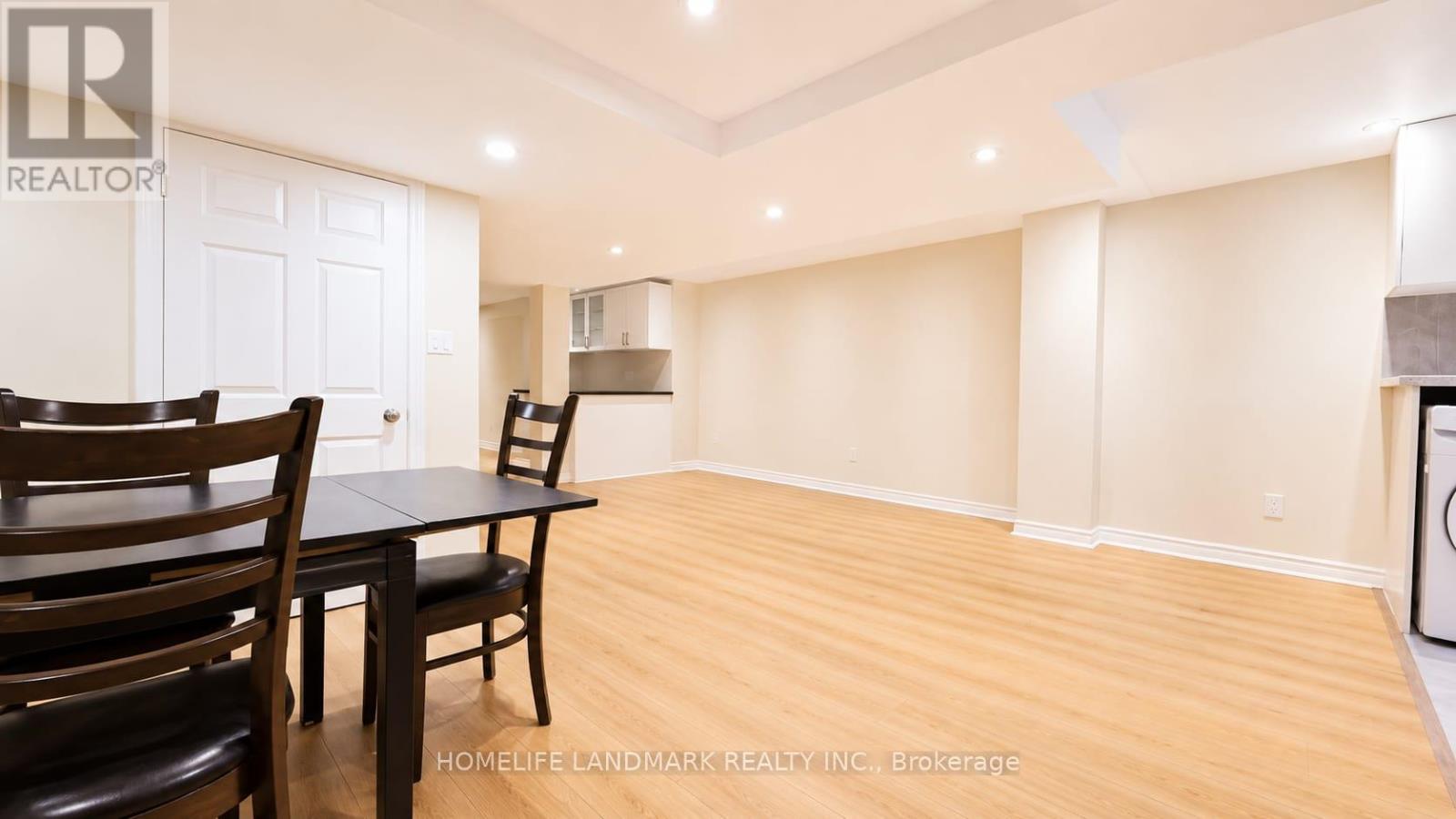29 Woodruff Road, Markham, Ontario  L6C 2Y6 - Photo 9 - N13667032