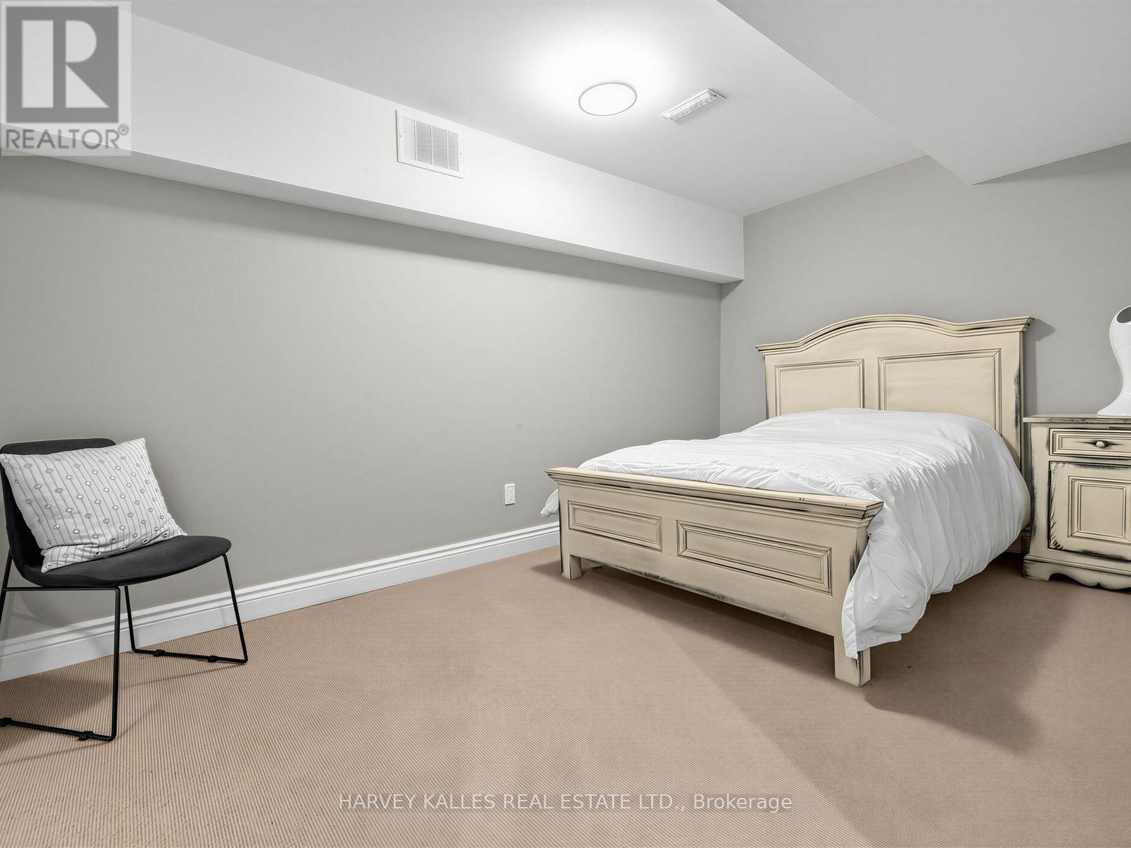 40 Altus Park Drive, Vaughan, Ontario  L6A 0Z6 - Photo 35 - N13667046