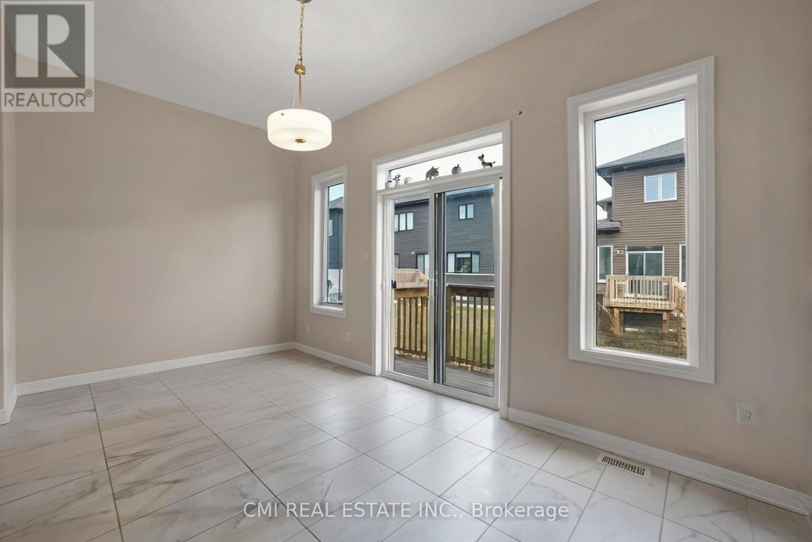 3742 Sunbank Crescent, Severn (West Shore), Ontario  L3V 6H3 - Photo 13 - S13666878