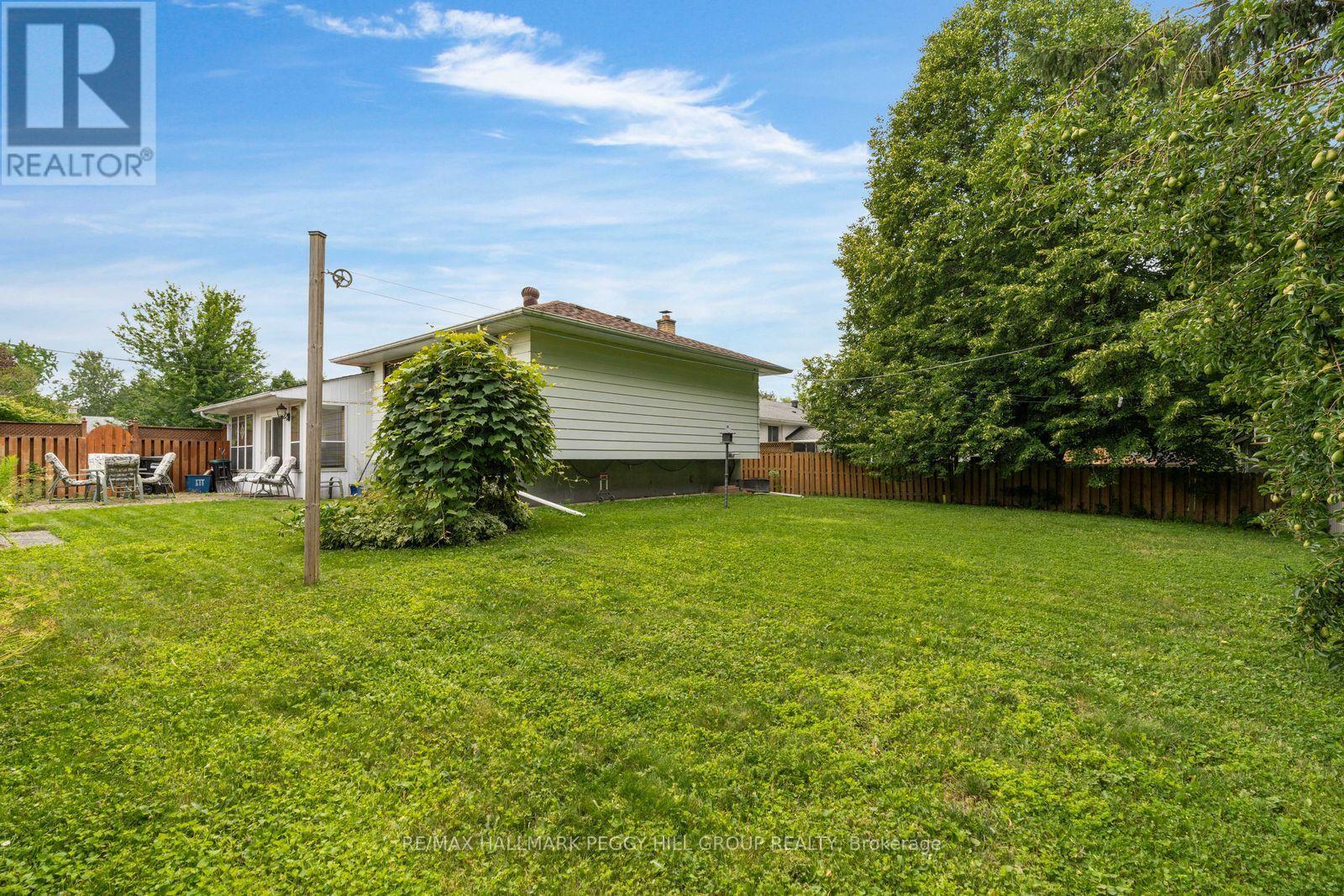 208 Garson Street, Barrie, Ontario  L4N 3Y7 - Photo 15 - S13667060