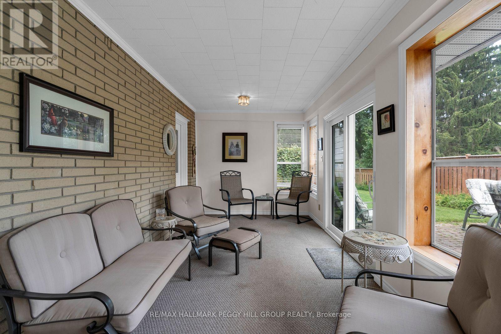 208 Garson Street, Barrie, Ontario  L4N 3Y7 - Photo 6 - S13667060