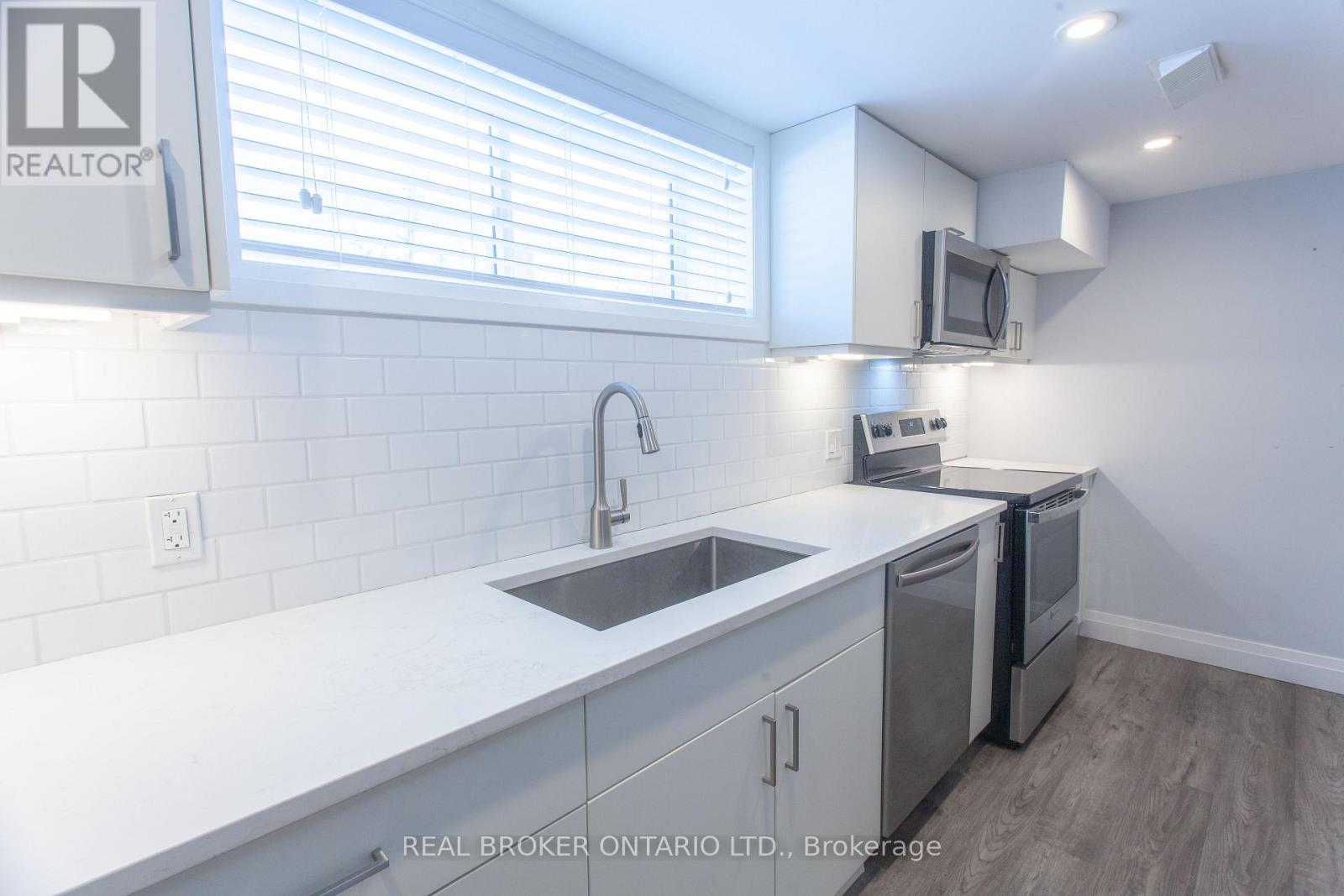 Bsmt - 397 Mississaga Street W, Orillia, Ontario  L3V 3C4 - Photo 3 - S13667068