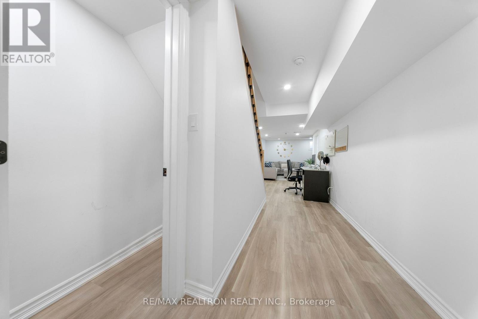 25 Robinson Street, Barrie, Ontario  L4N 3J1 - Photo 33 - S13667072