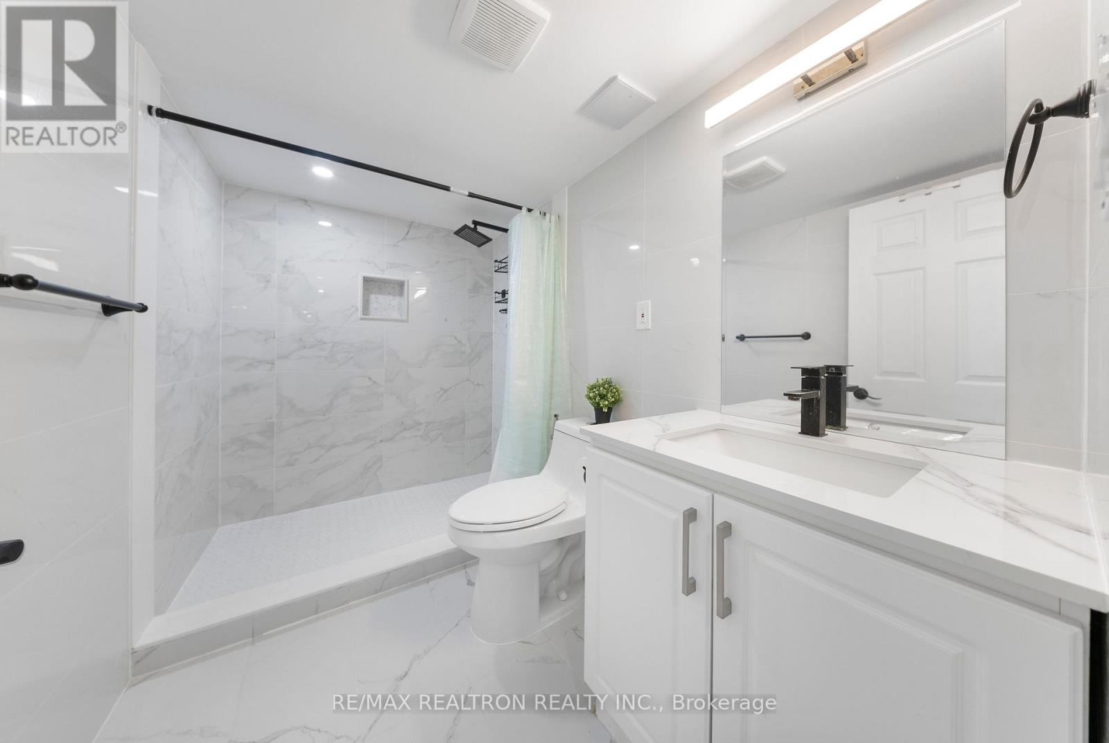 25 Robinson Street, Barrie, Ontario  L4N 3J1 - Photo 34 - S13667072