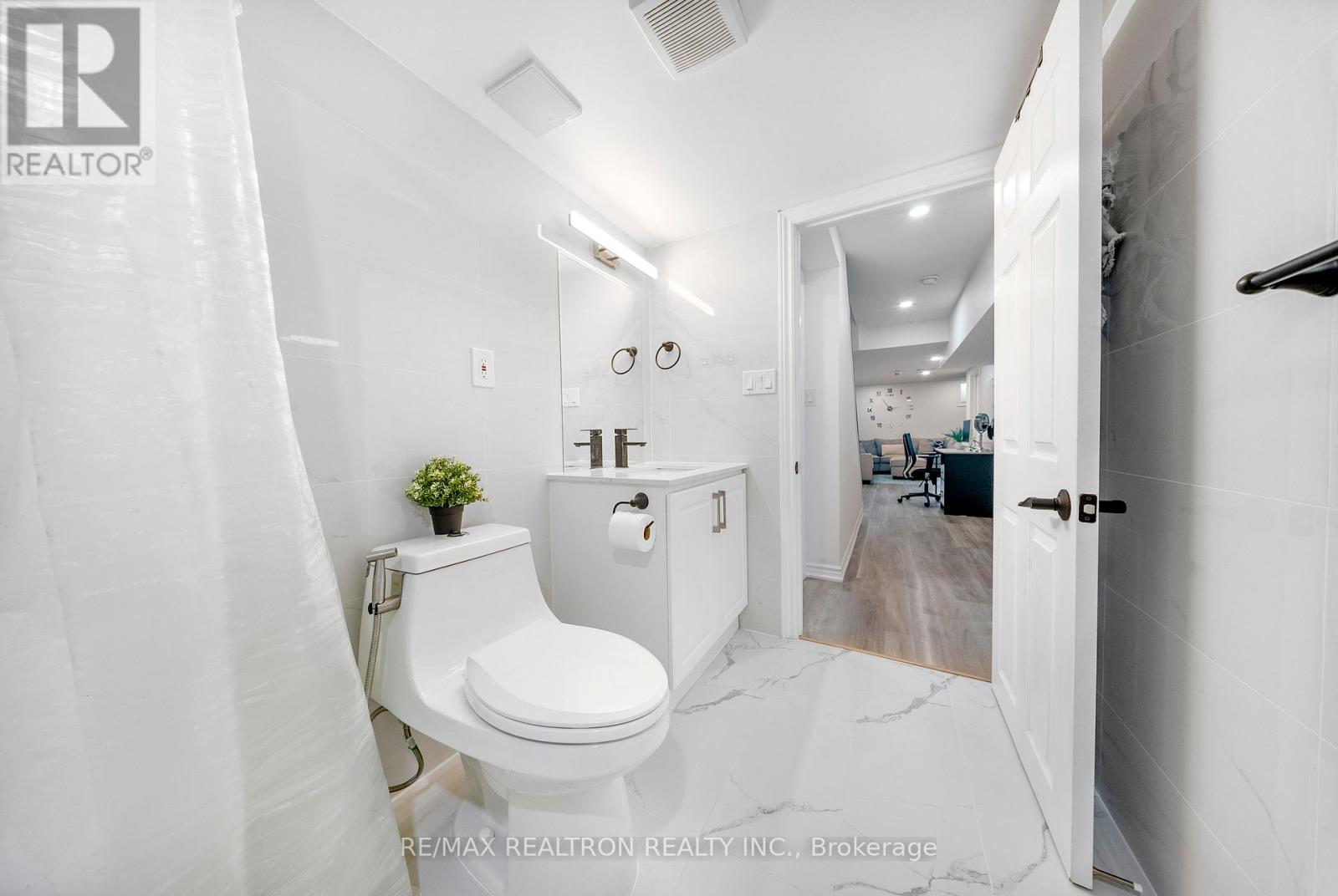 25 Robinson Street, Barrie, Ontario  L4N 3J1 - Photo 35 - S13667072
