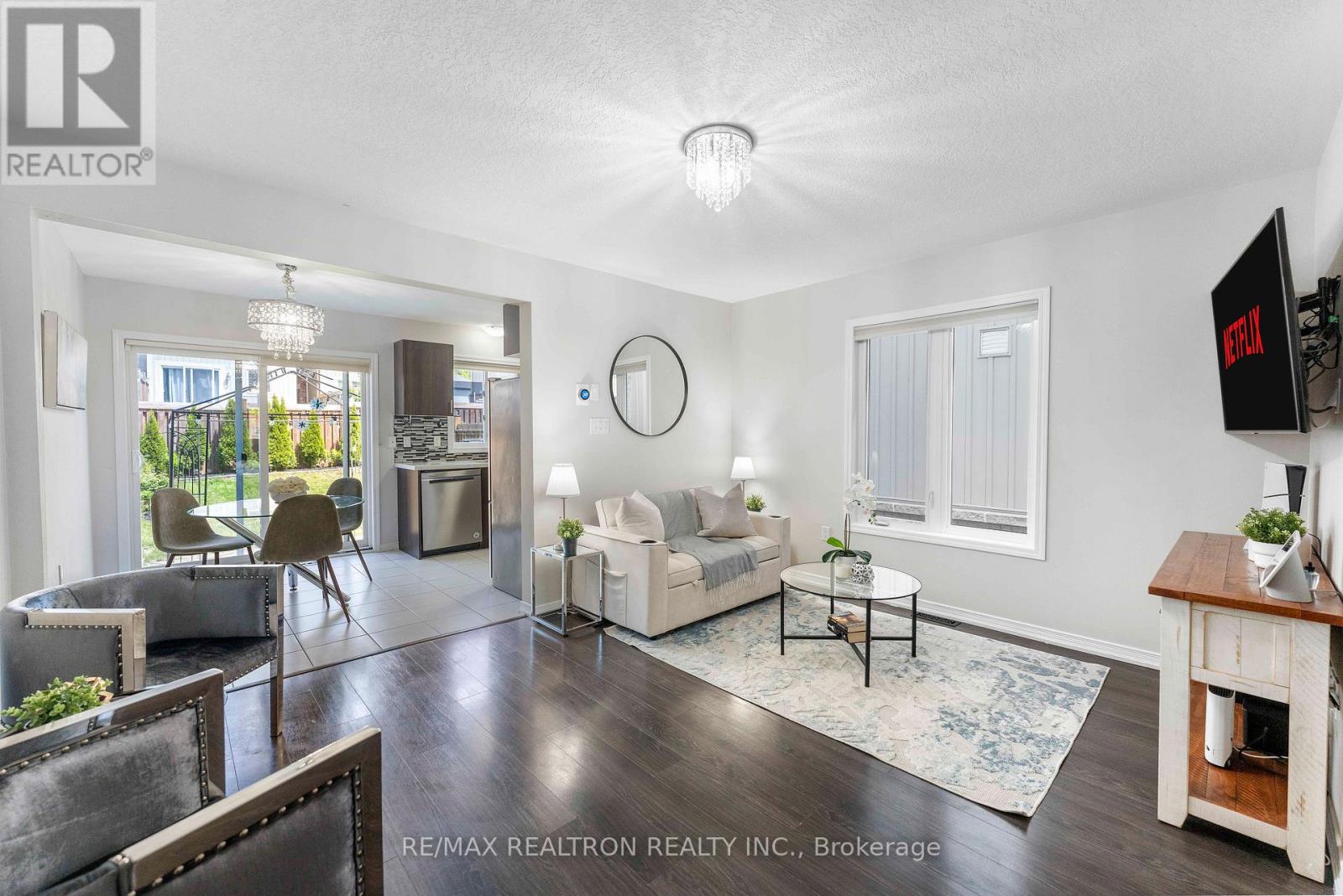 25 Robinson Street, Barrie, Ontario  L4N 3J1 - Photo 9 - S13667072