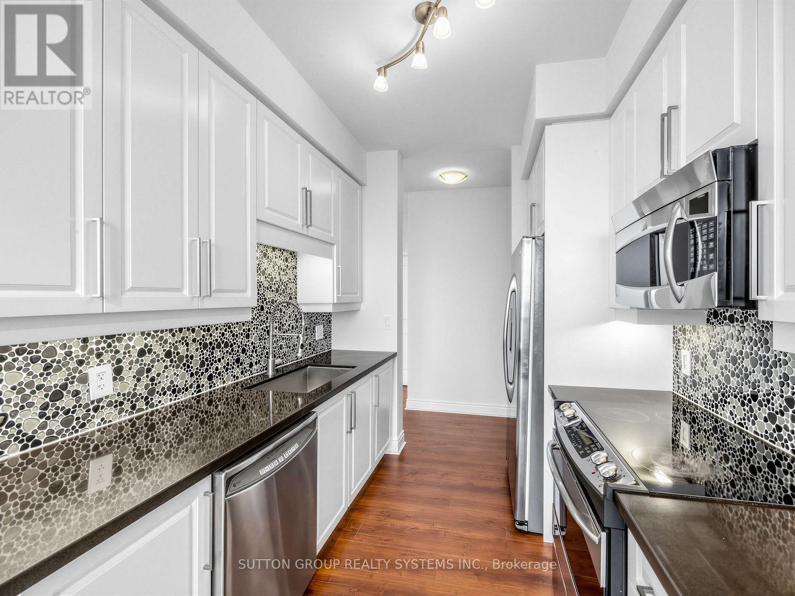 808 - 1910 Lake Shore Boulevard W, Toronto, Ontario  M6S 1A4 - Photo 21 - W13666792