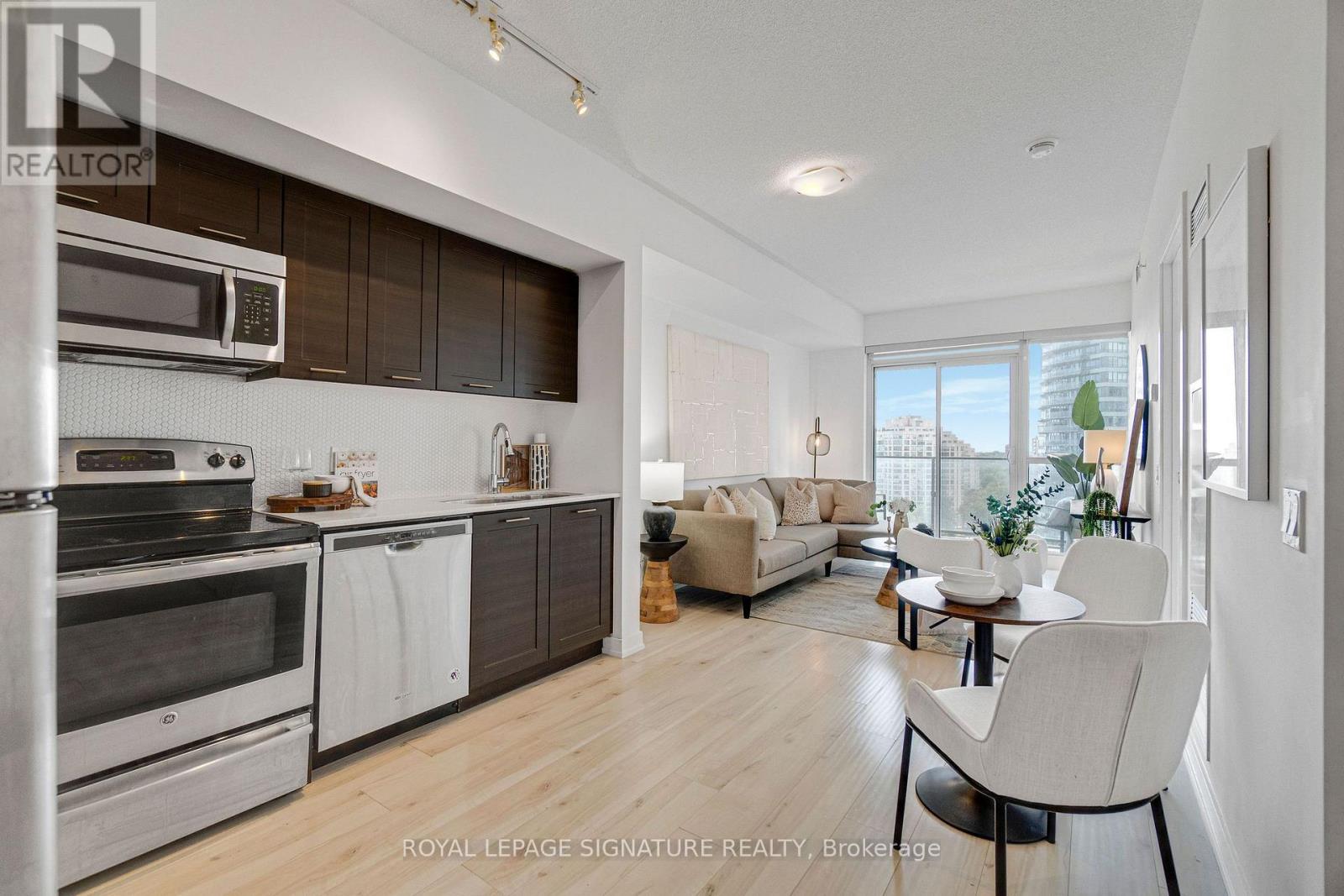 1503 - 2200 Lake Shore Boulevard W, Toronto, Ontario  M8V 1A4 - Photo 9 - W13666850