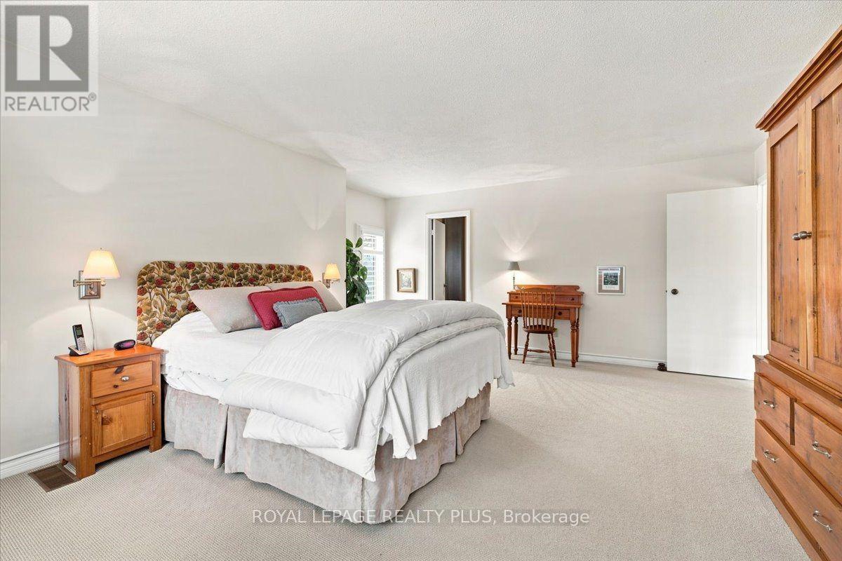1721 Medallion Court, Mississauga, Ontario  L5J 4E9 - Photo 26 - W13666860