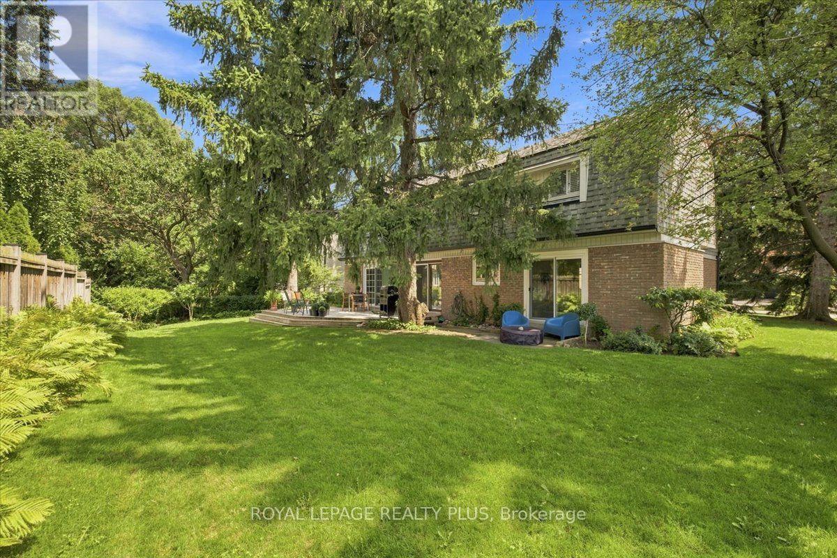 1721 Medallion Court, Mississauga, Ontario  L5J 4E9 - Photo 36 - W13666860