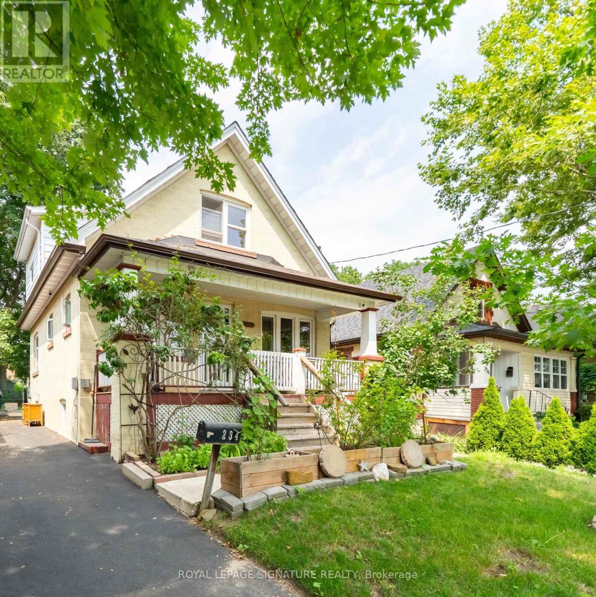 234 JOHN STREET, Toronto, Ontario