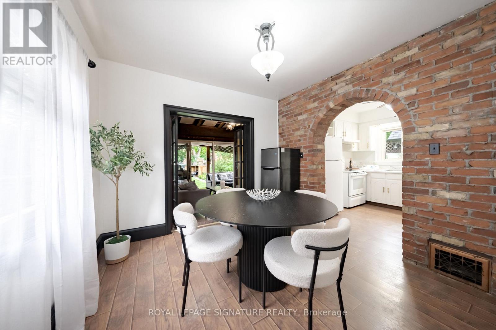 234 John Street, Toronto, Ontario  M9N 1K2 - Photo 10 - W13666948
