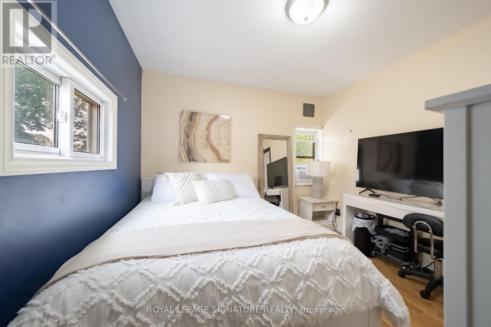 234 John Street, Toronto, Ontario  M9N 1K2 - Photo 20 - W13666948