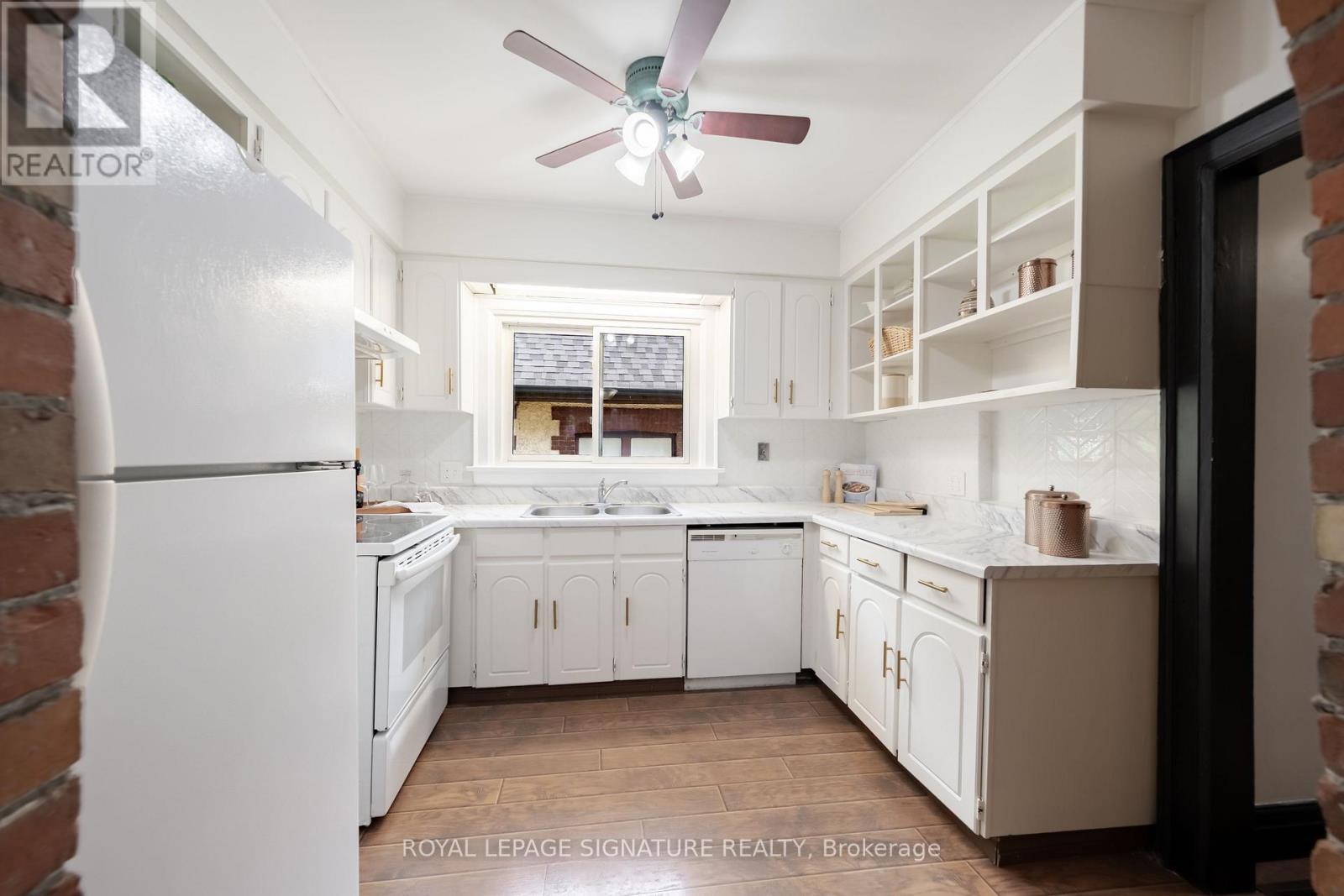234 John Street, Toronto, Ontario  M9N 1K2 - Photo 9 - W13666948